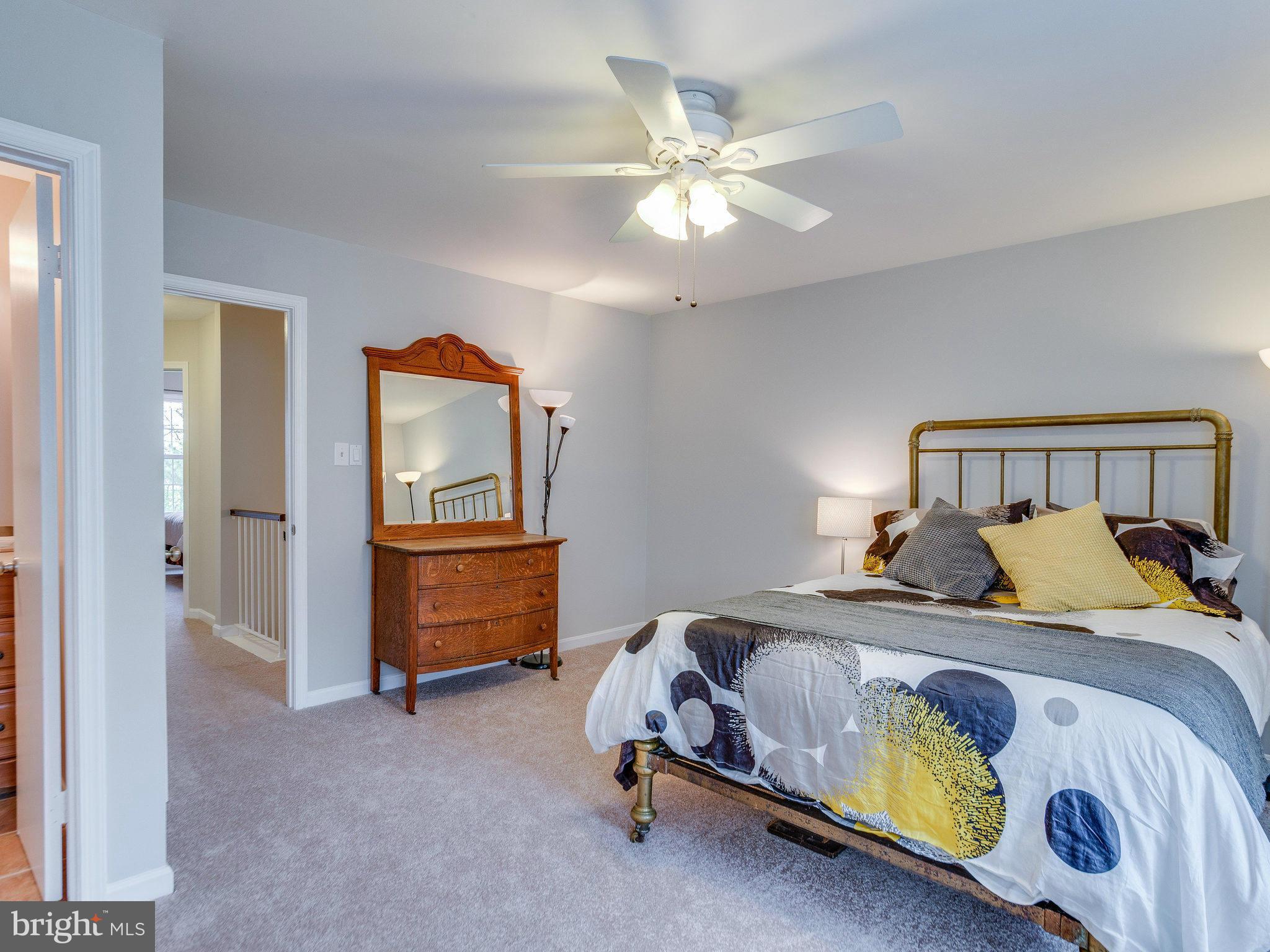 REFLECTION LAKE - Residential