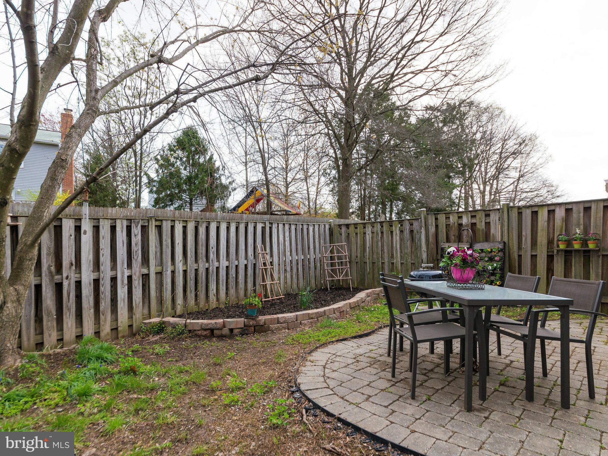 REFLECTION LAKE - Residential