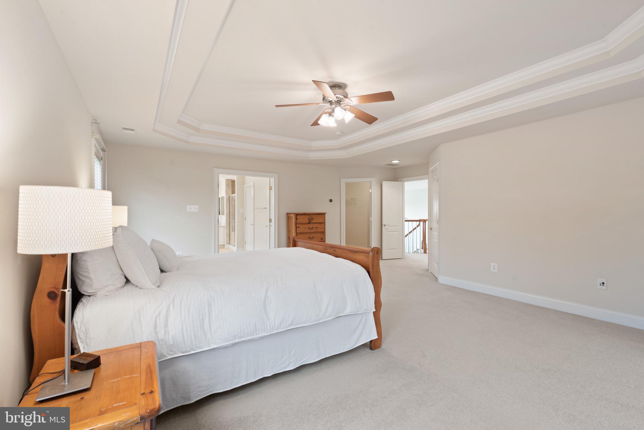 CARLEE MANOR - Residential