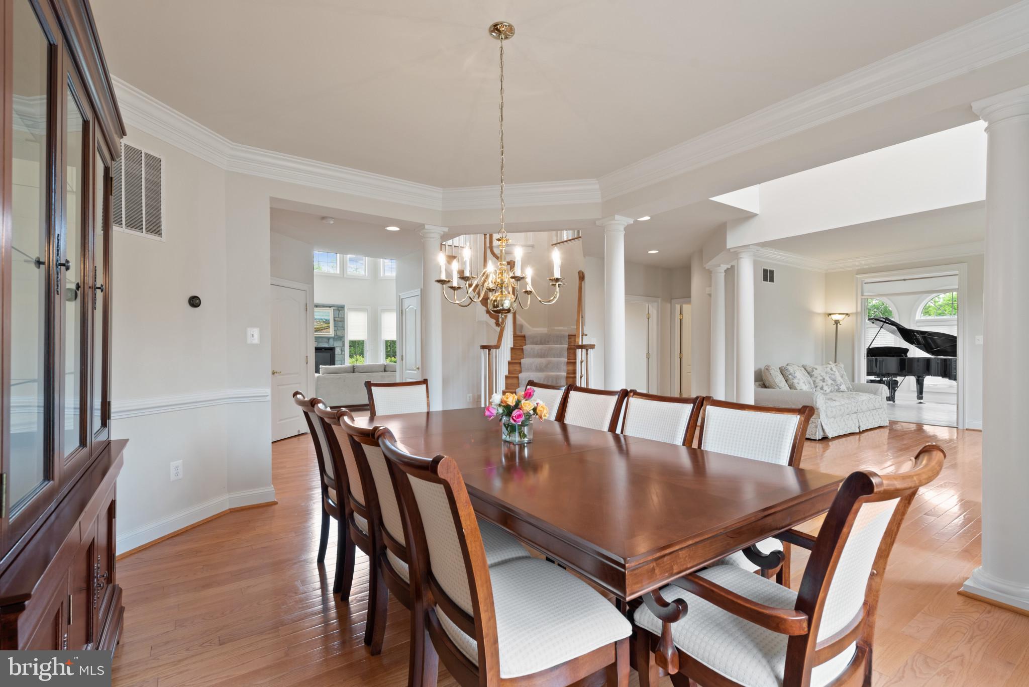 CARLEE MANOR - Residential