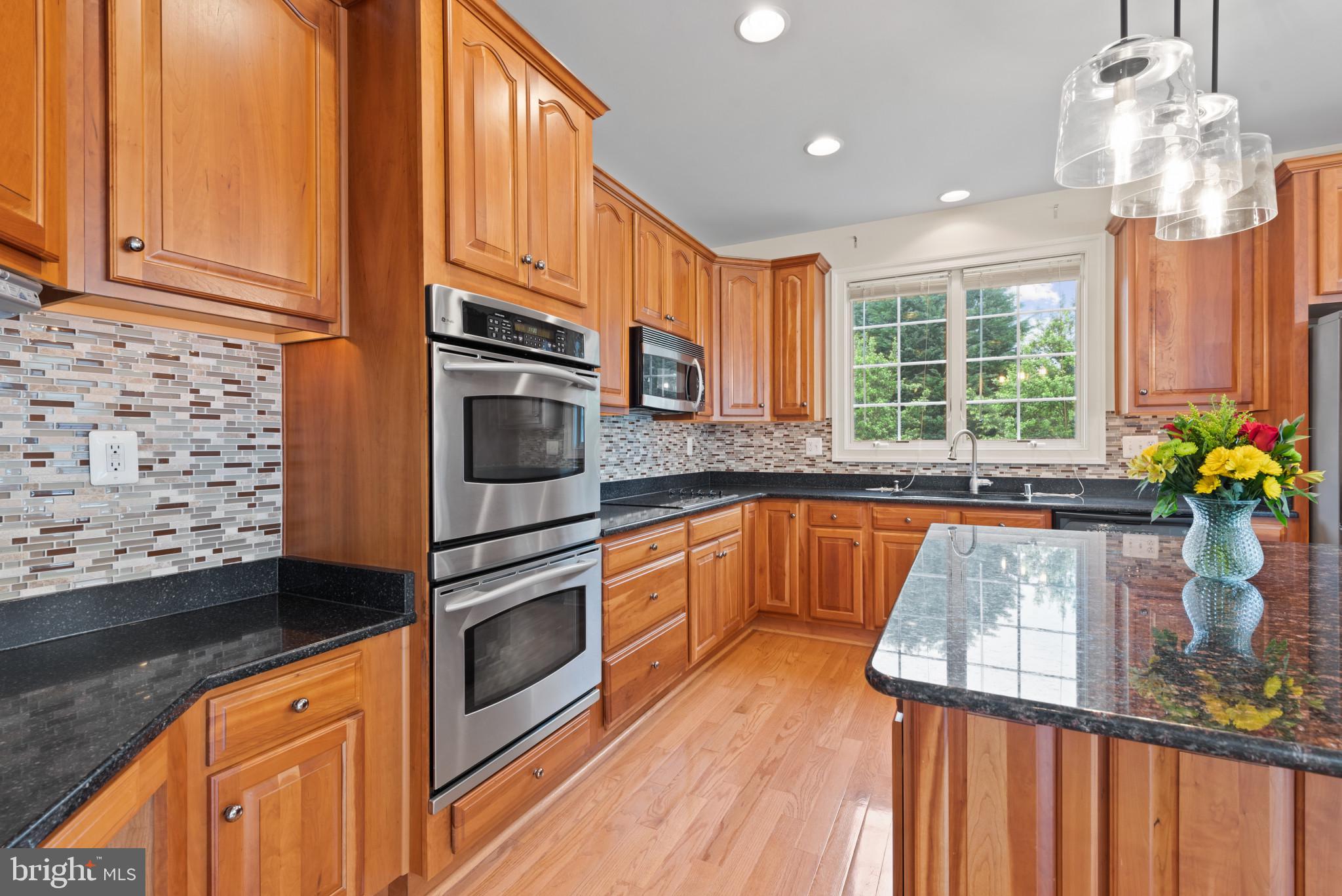 CARLEE MANOR - Residential