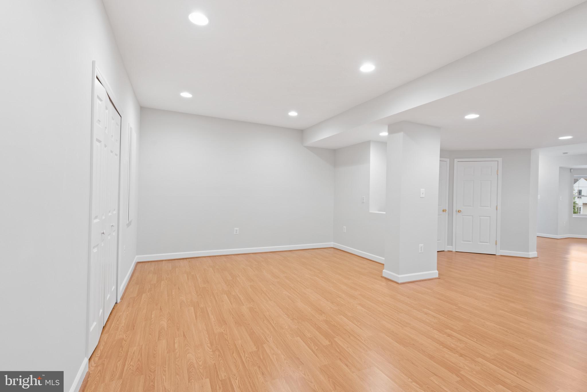 CARLEE MANOR - Residential