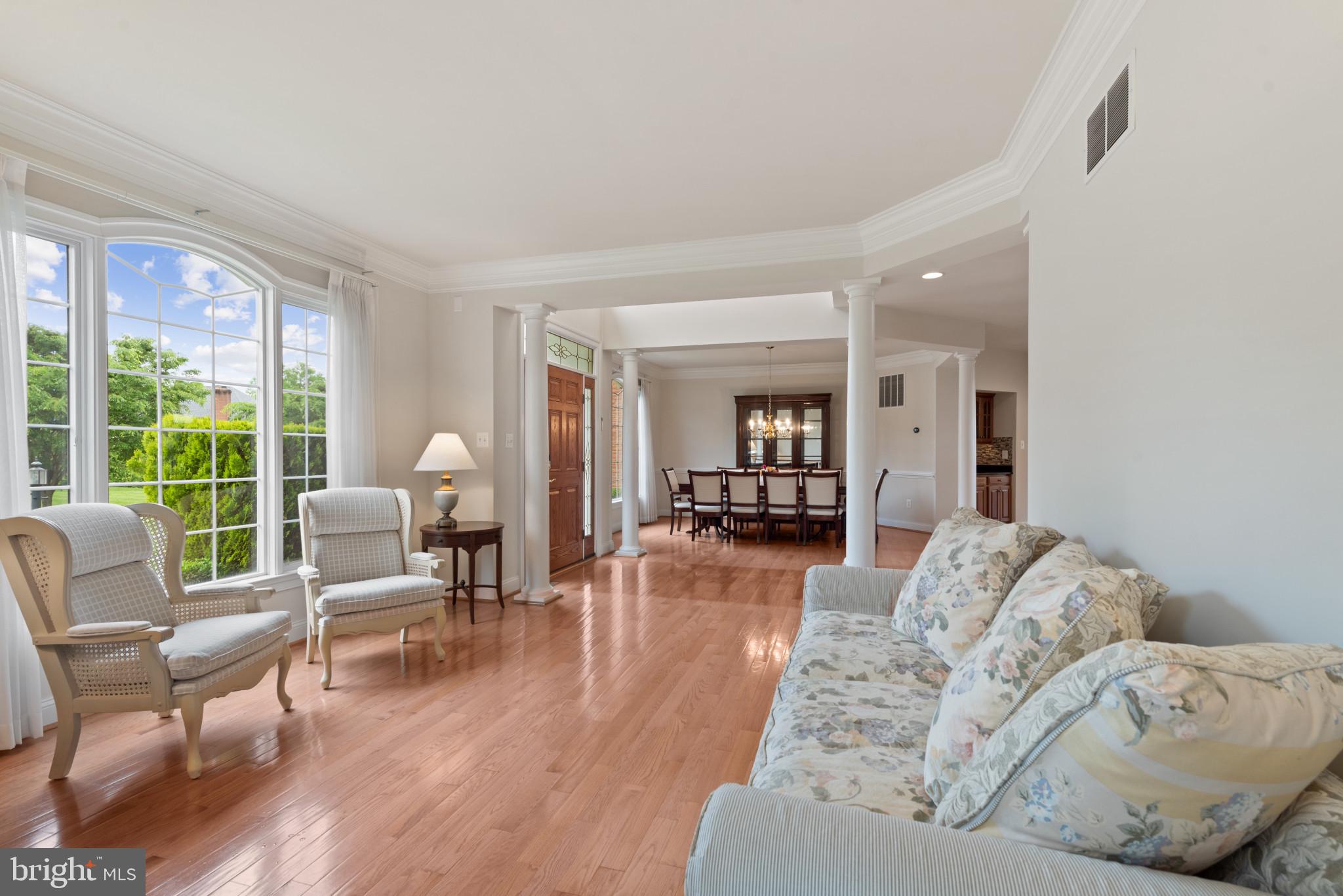 CARLEE MANOR - Residential