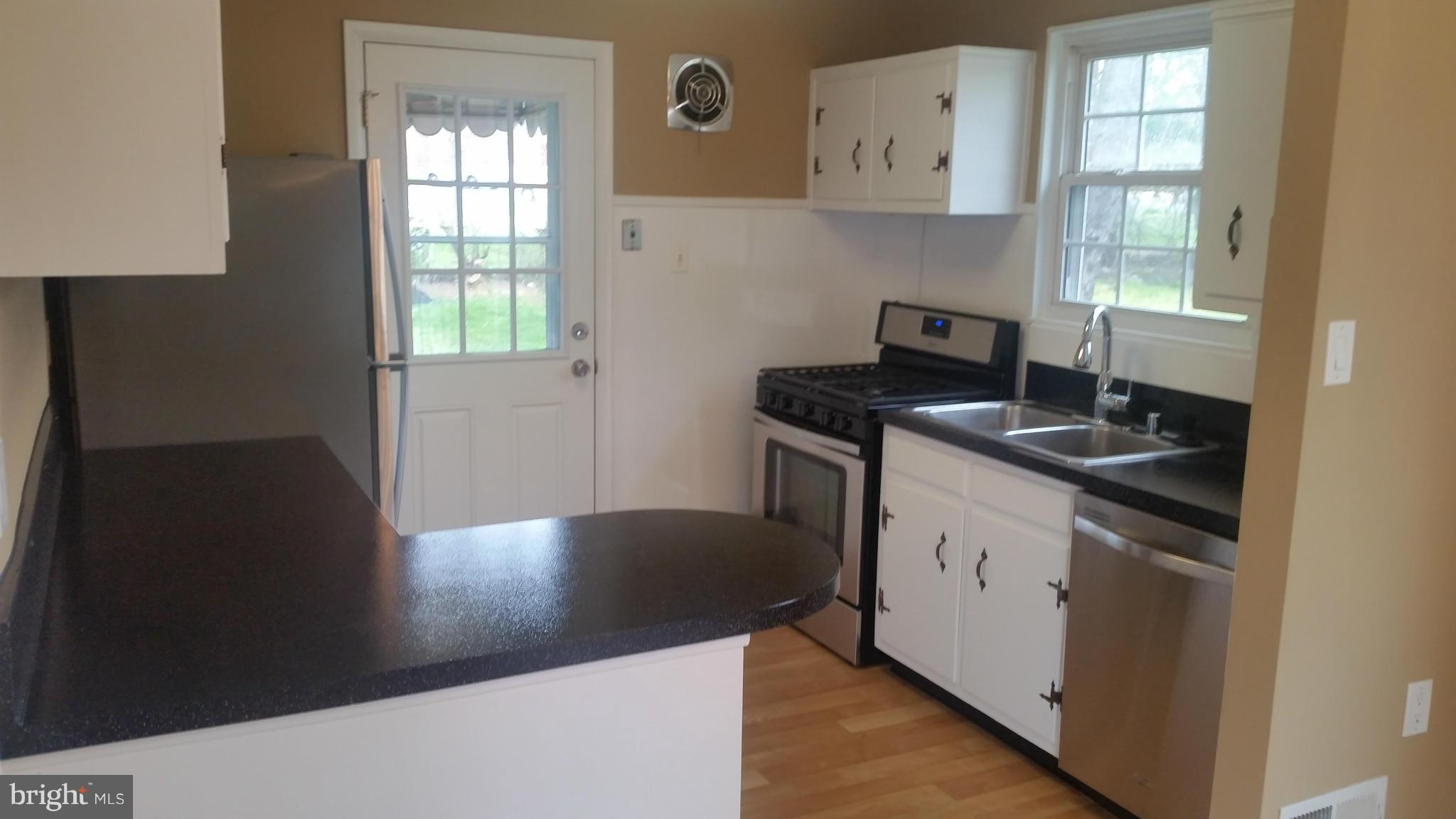 HARMONY HILLS - Residential Lease