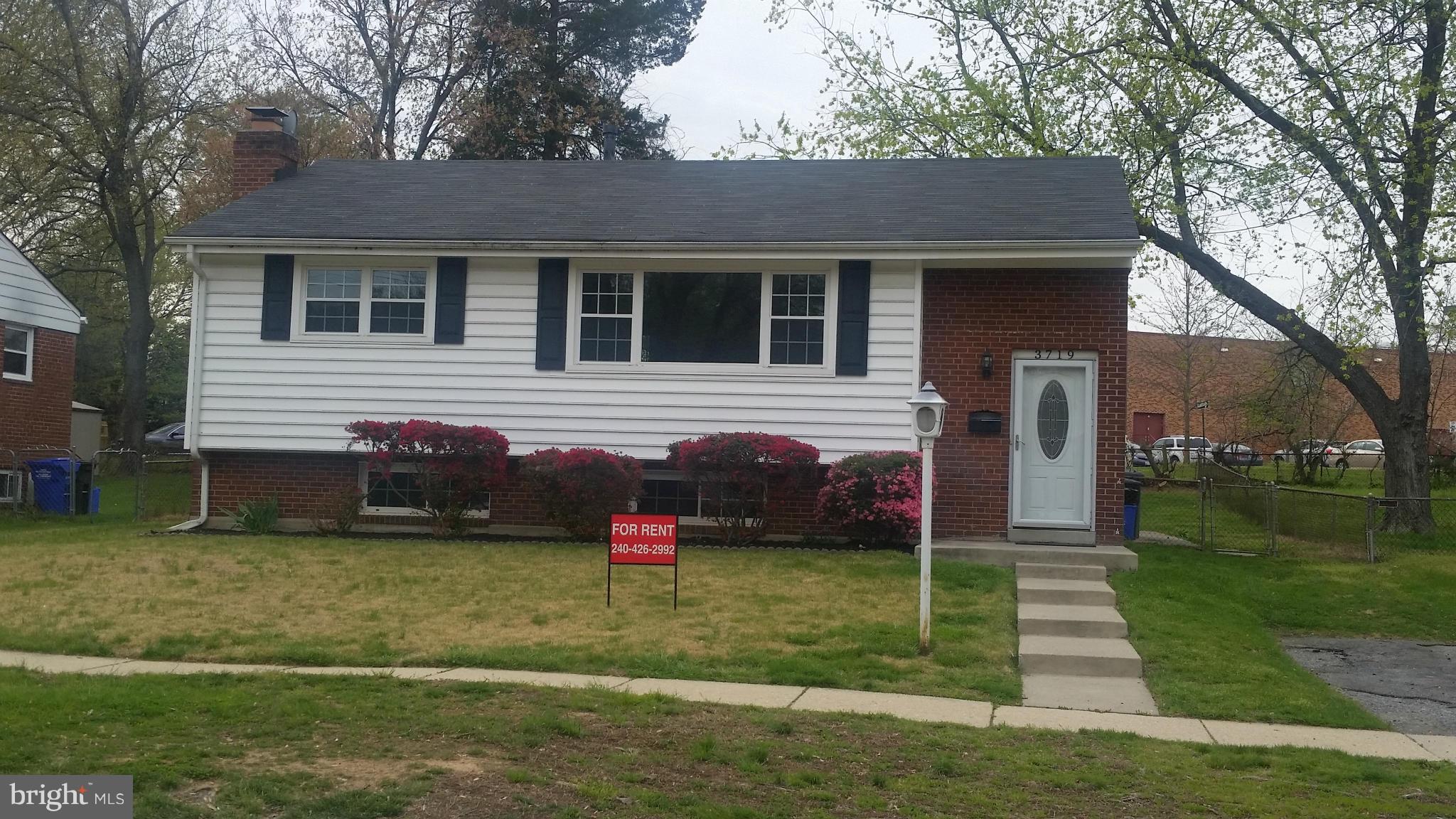 HARMONY HILLS - Residential Lease