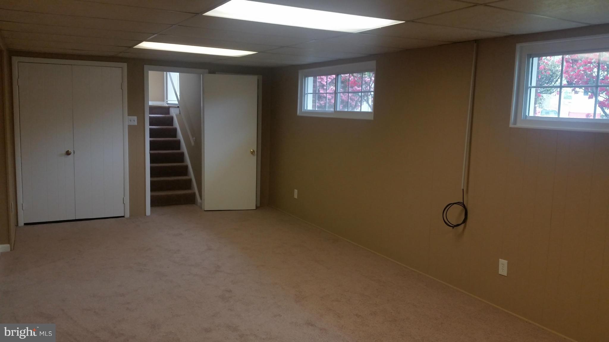 HARMONY HILLS - Residential Lease