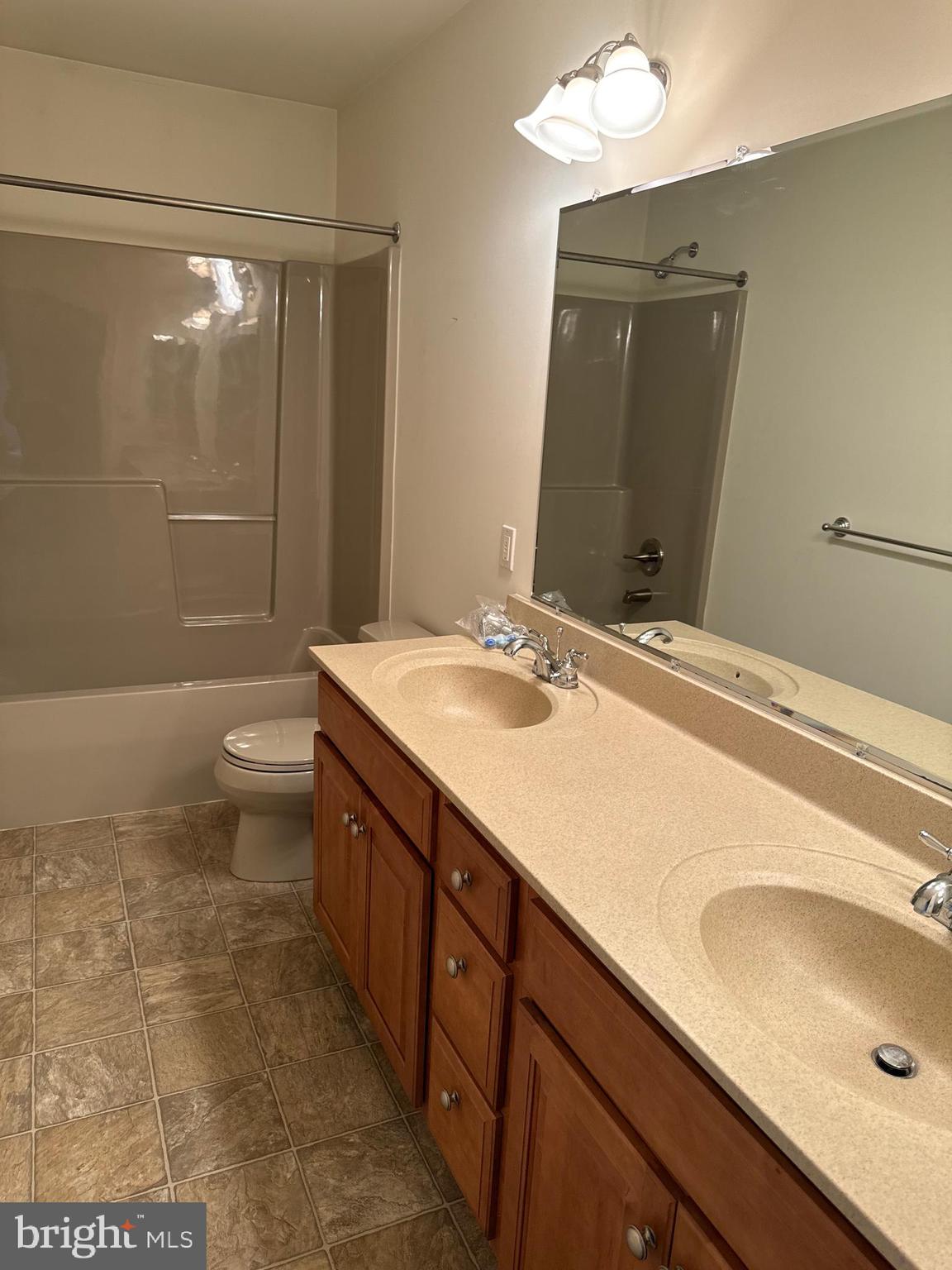 GLENBROOK - Residential