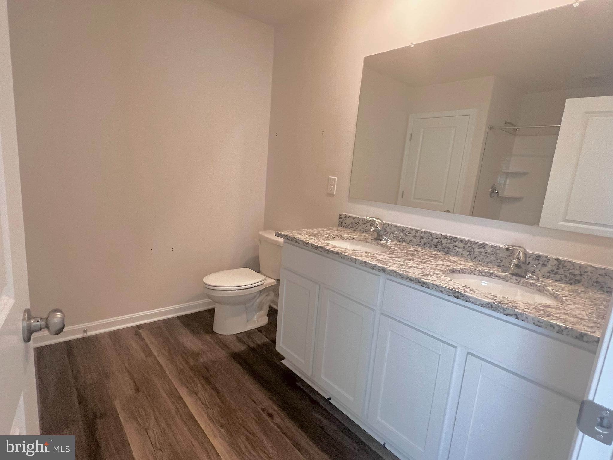 RED HILL - Residential