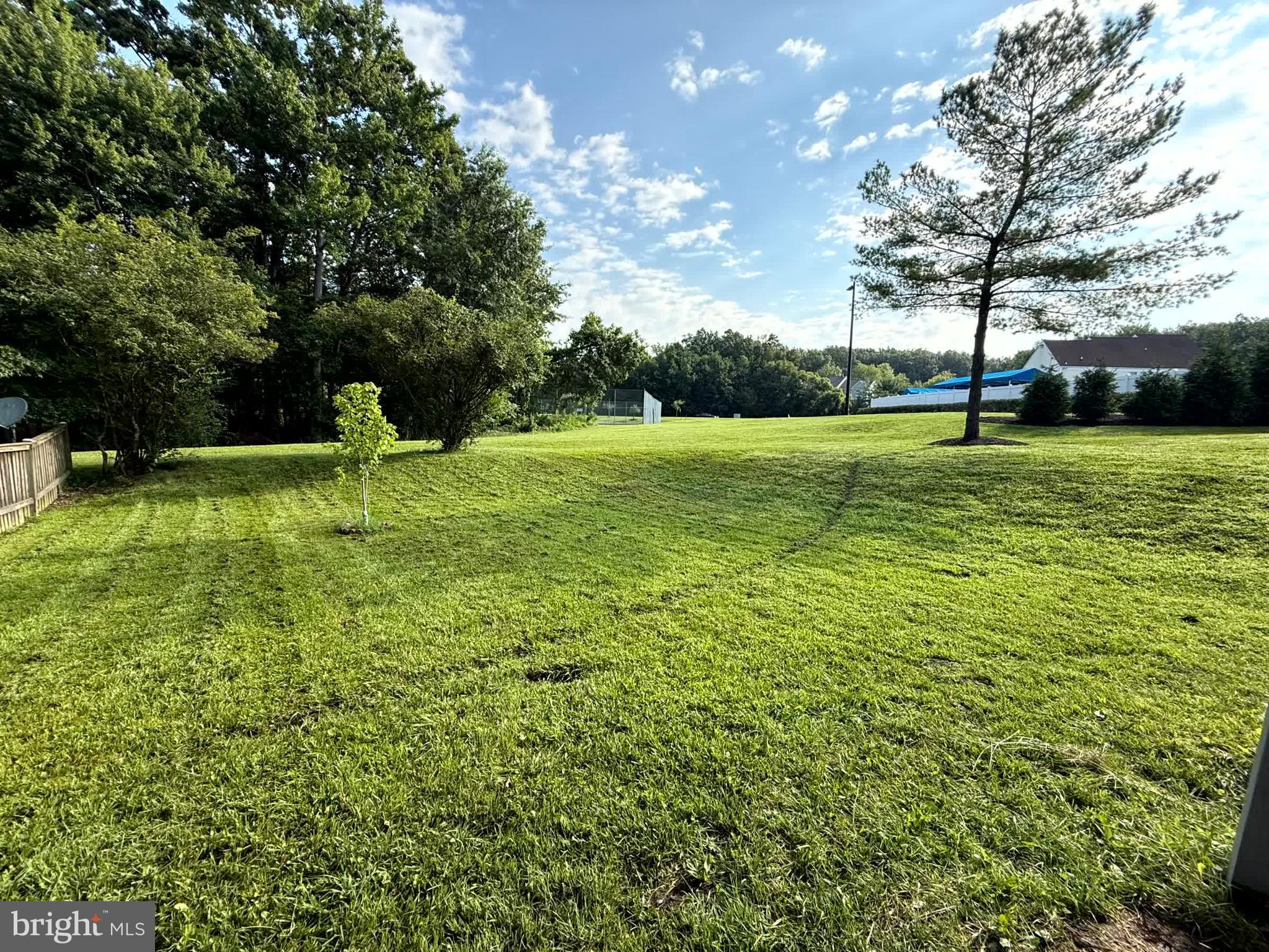 WOODBRIDGE CENTER - Residential