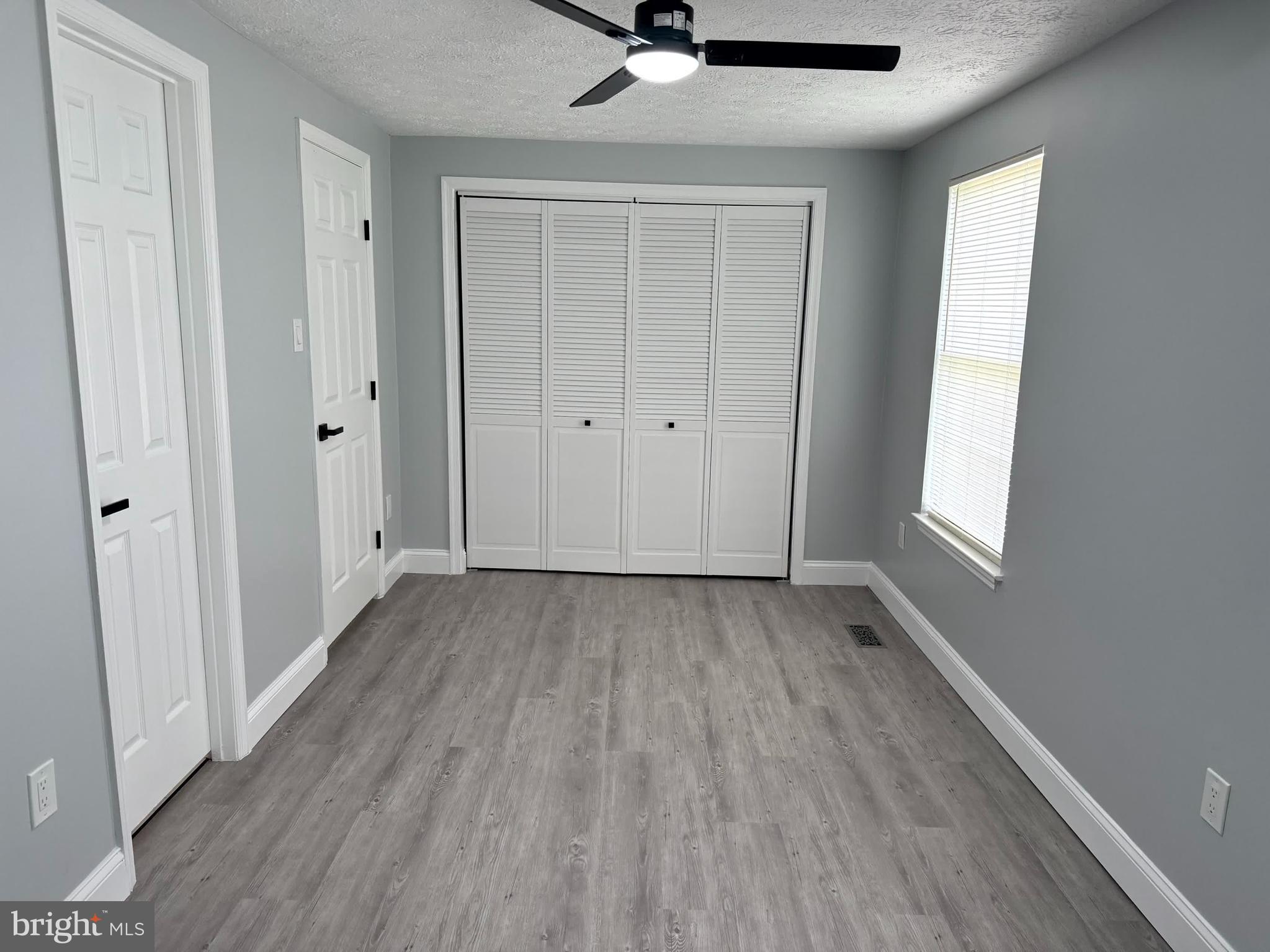 WOODBRIDGE CENTER - Residential