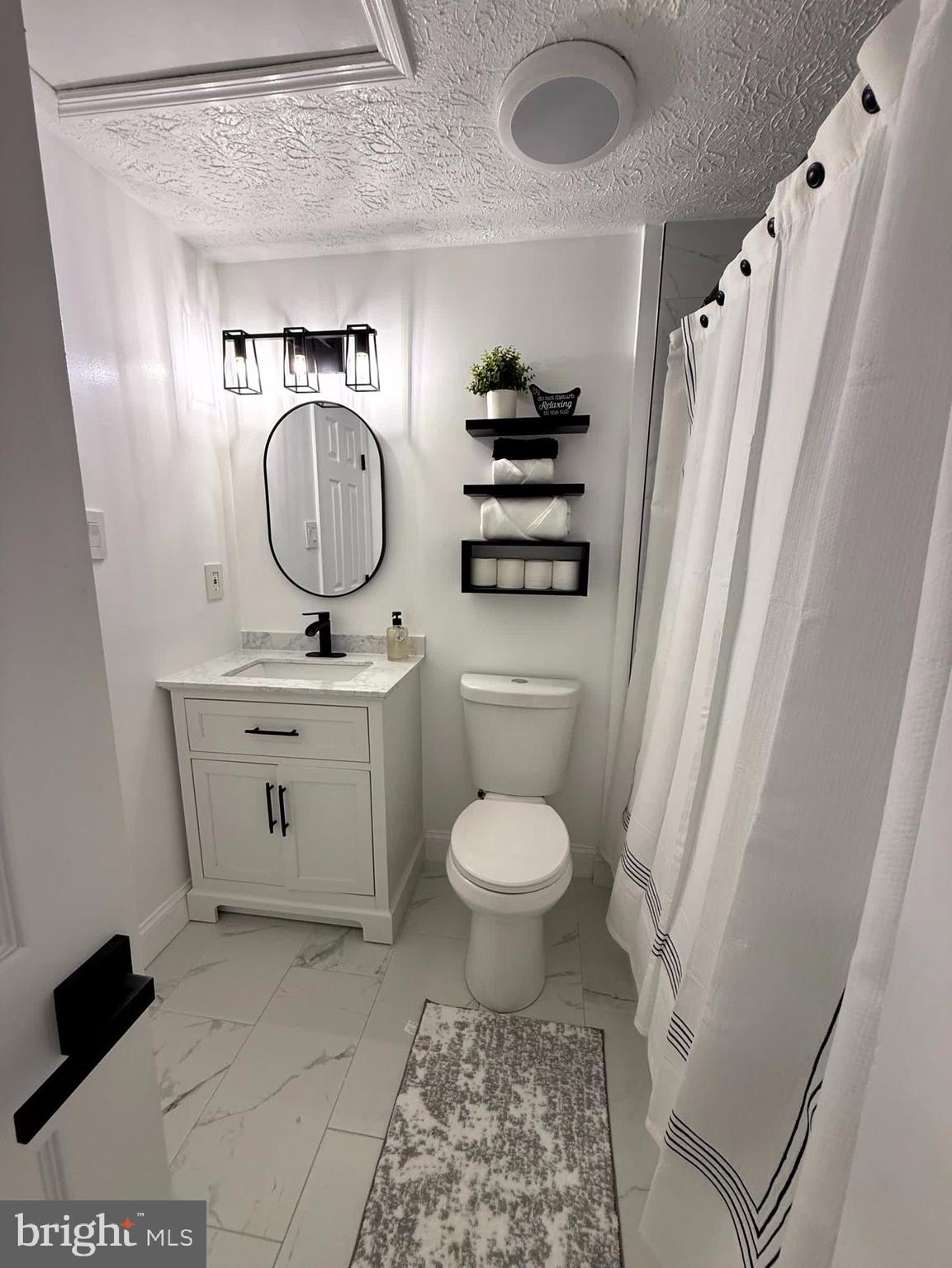 WOODBRIDGE CENTER - Residential