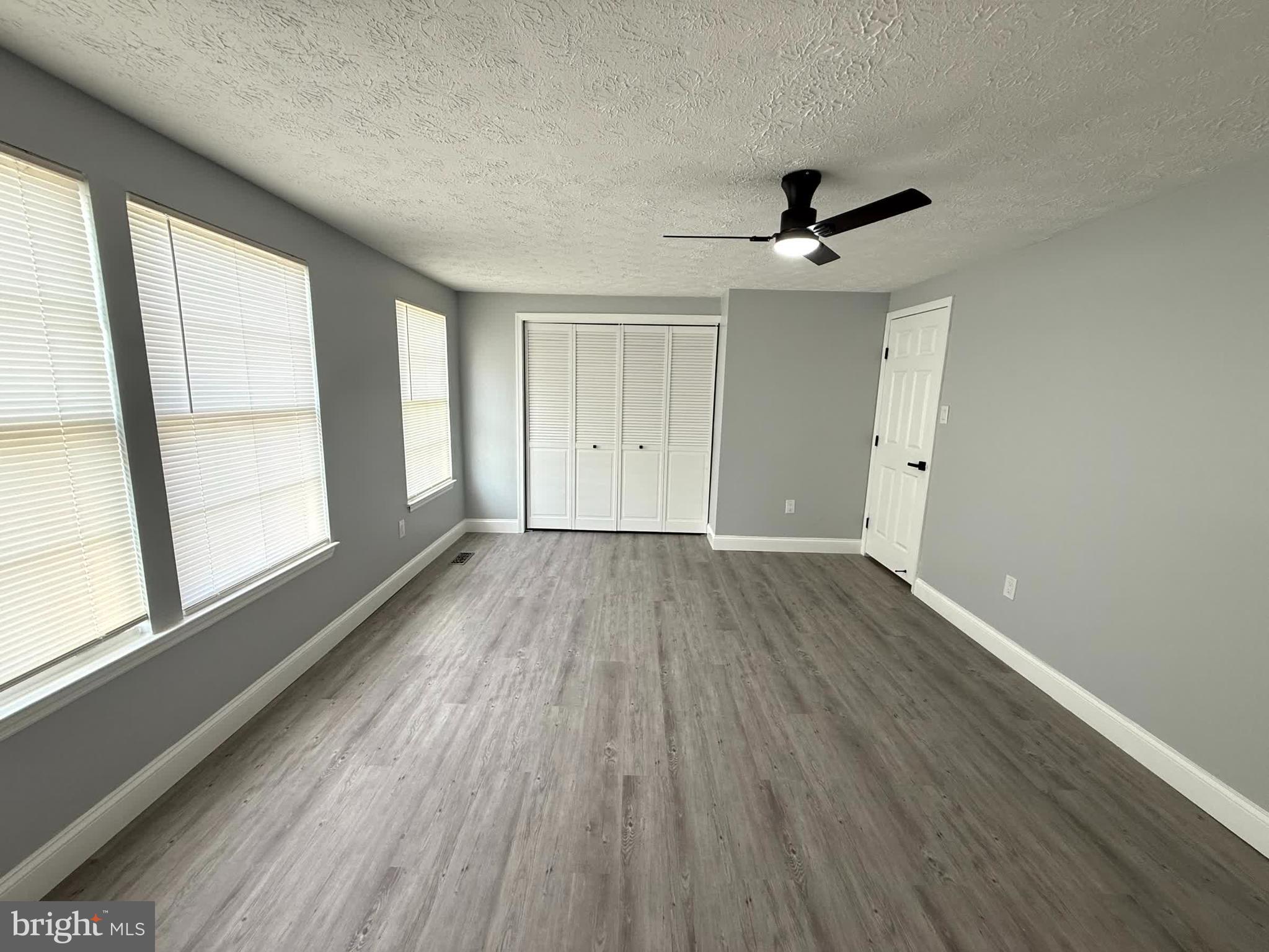 WOODBRIDGE CENTER - Residential