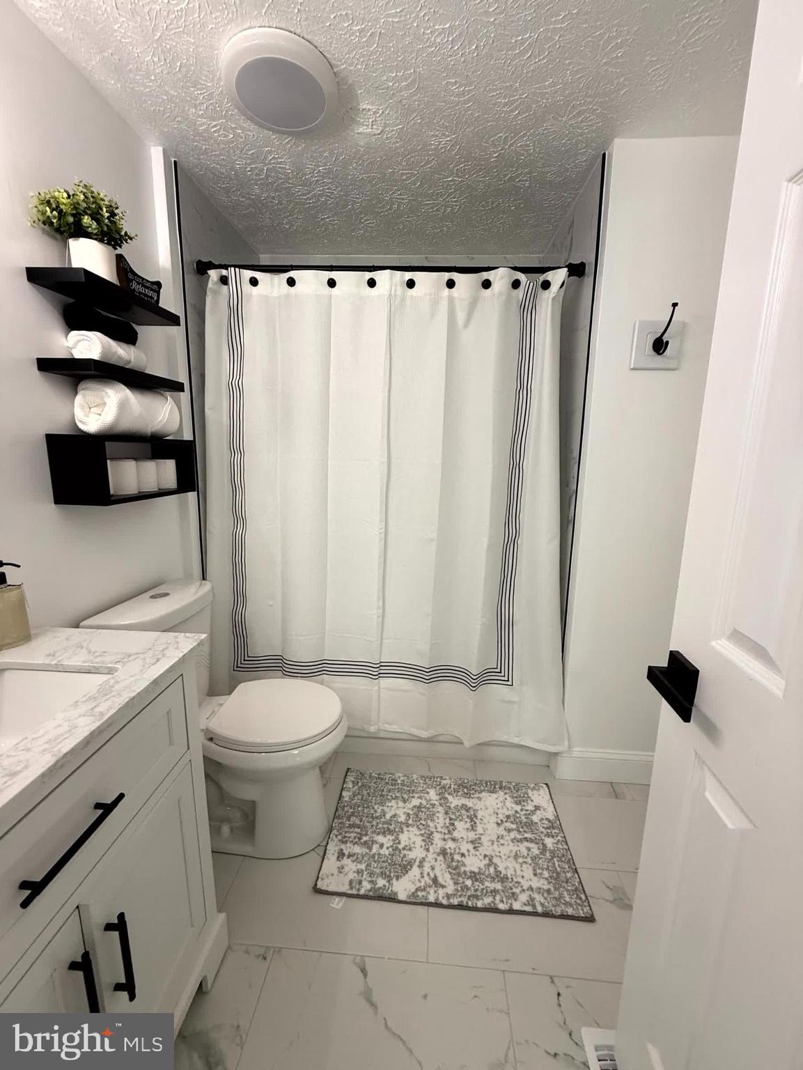 WOODBRIDGE CENTER - Residential