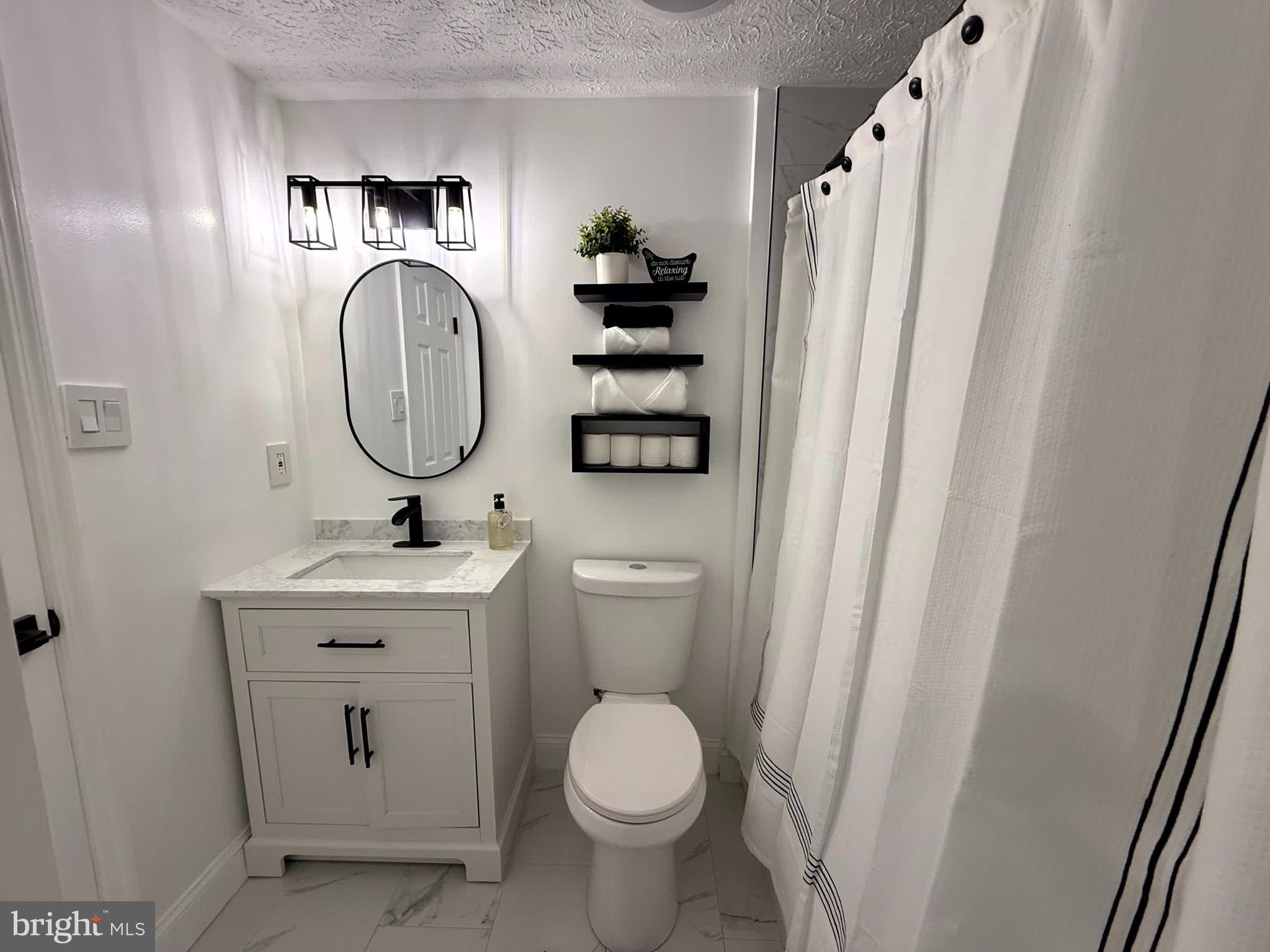 WOODBRIDGE CENTER - Residential