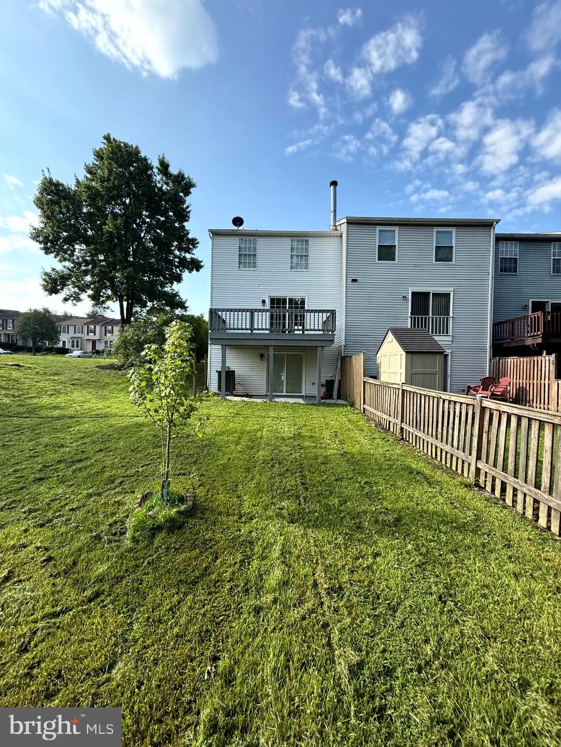 WOODBRIDGE CENTER - Residential