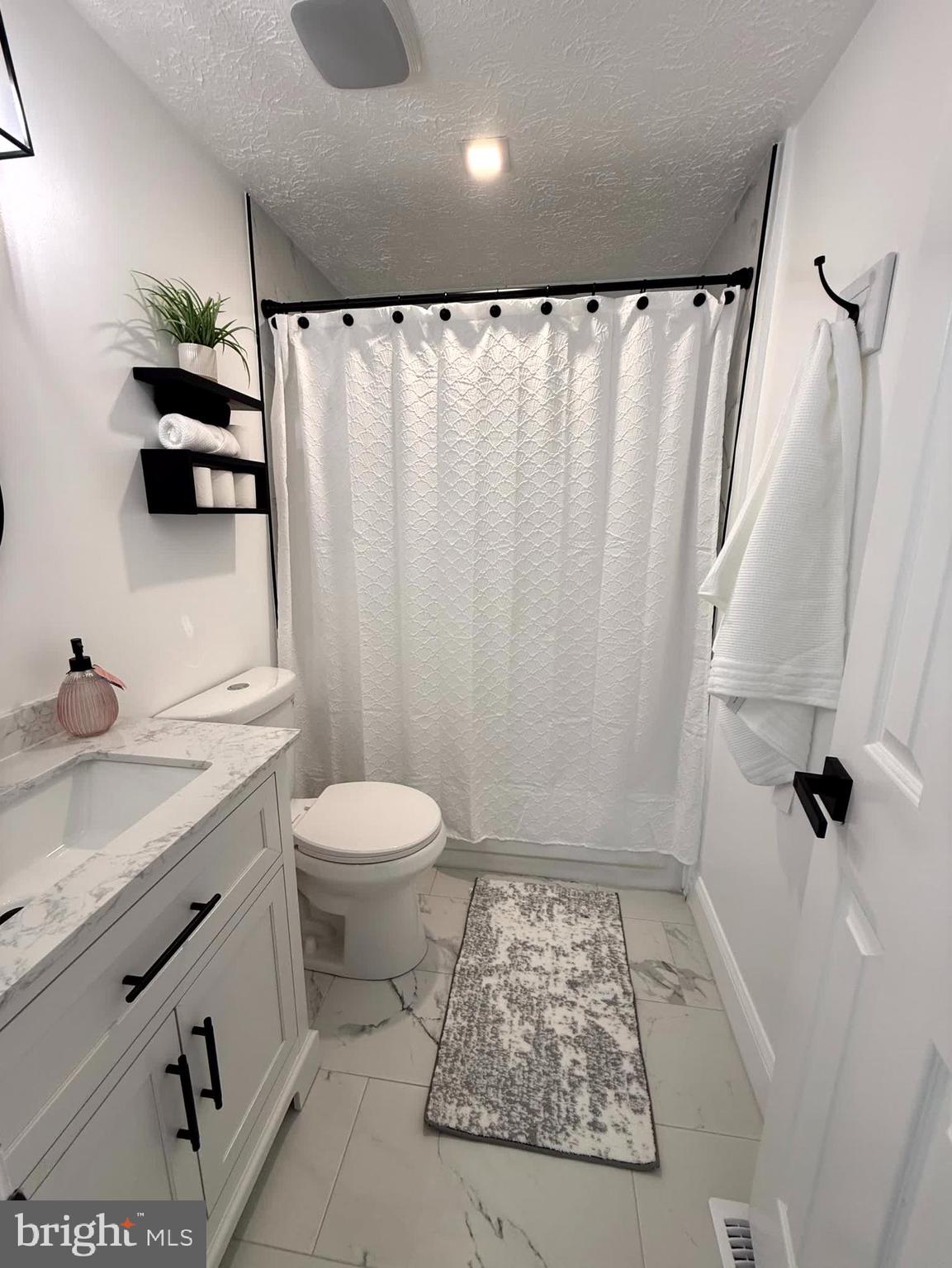 WOODBRIDGE CENTER - Residential