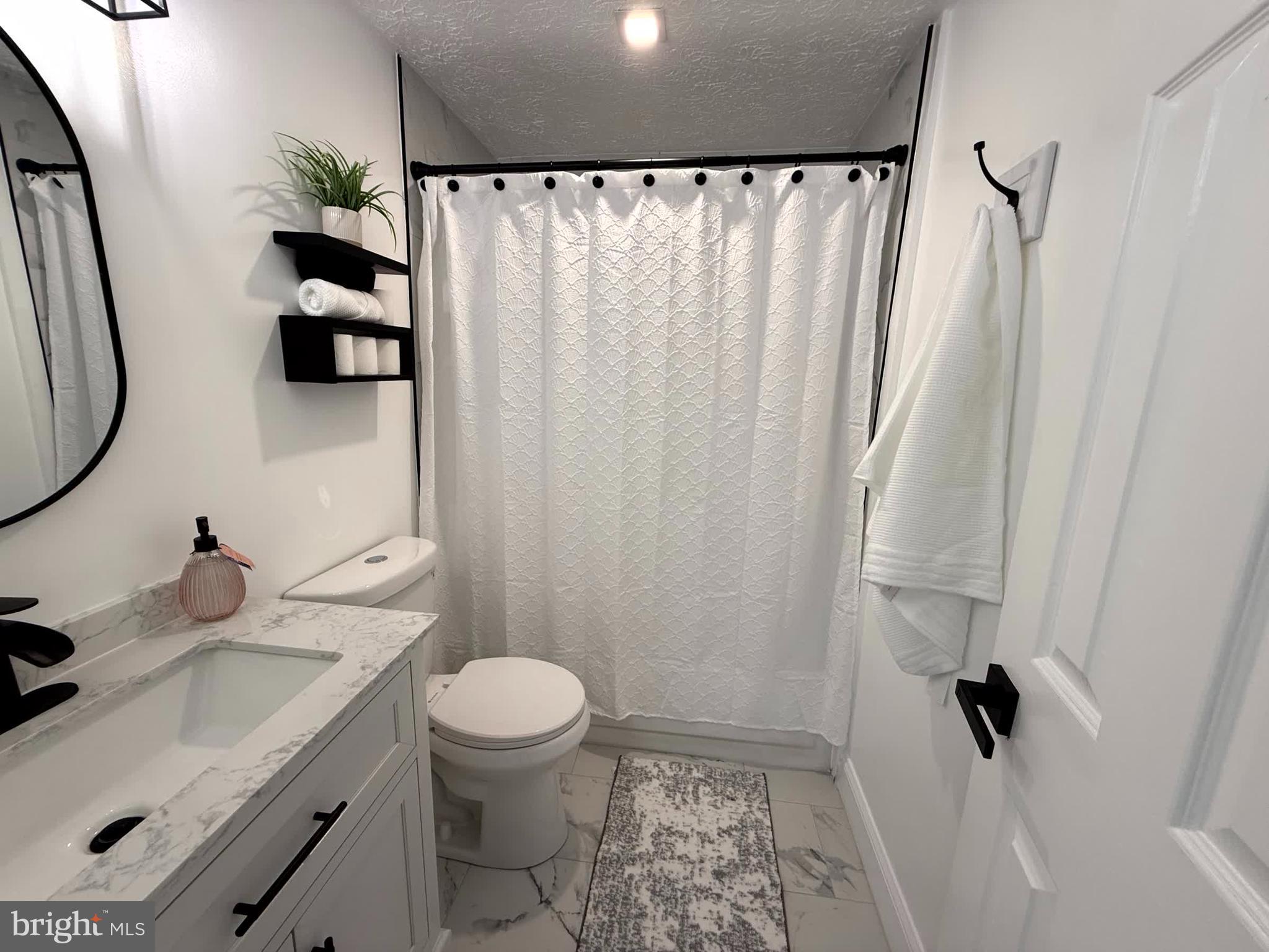 WOODBRIDGE CENTER - Residential