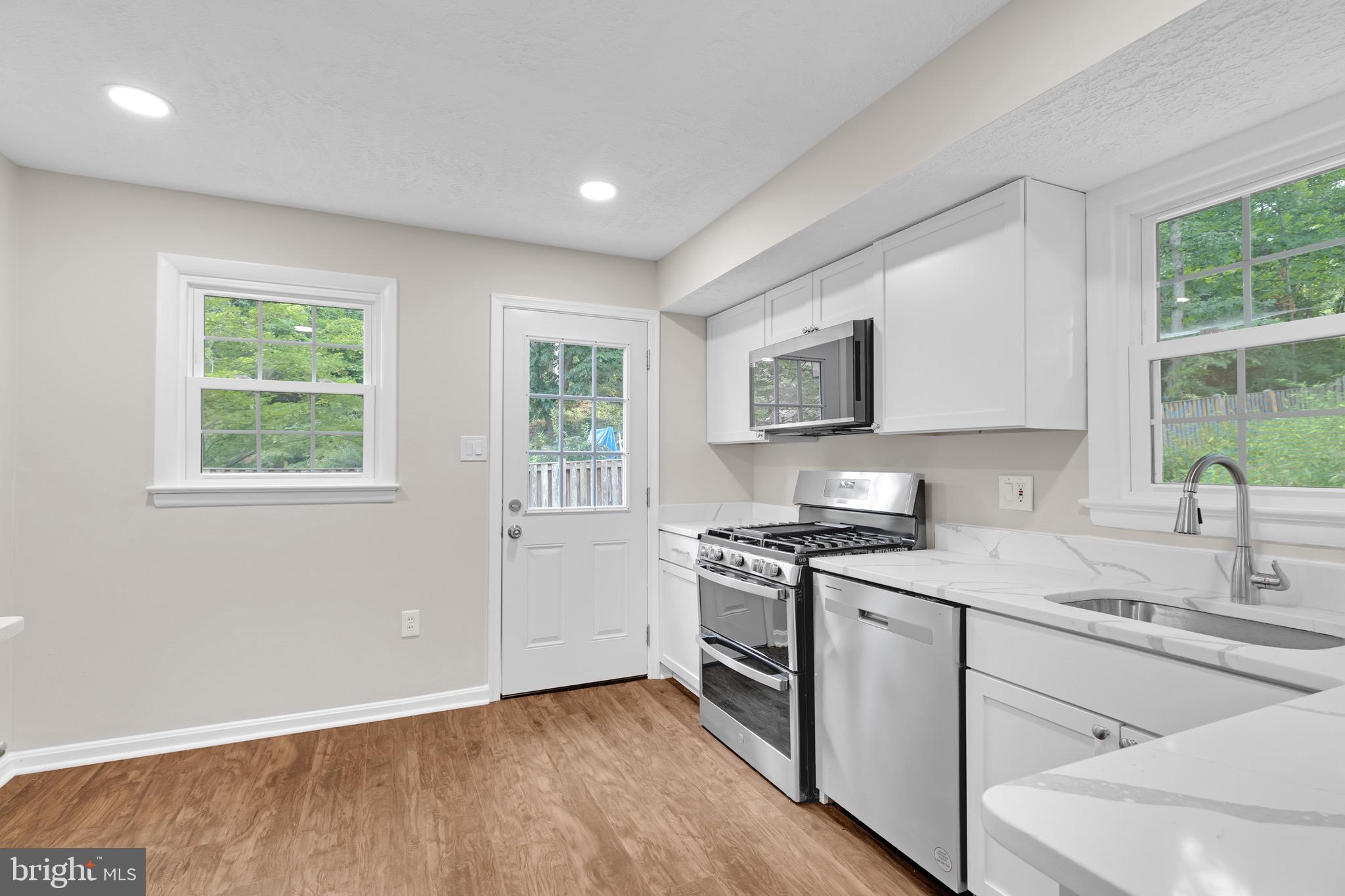 OAKCREST - Residential