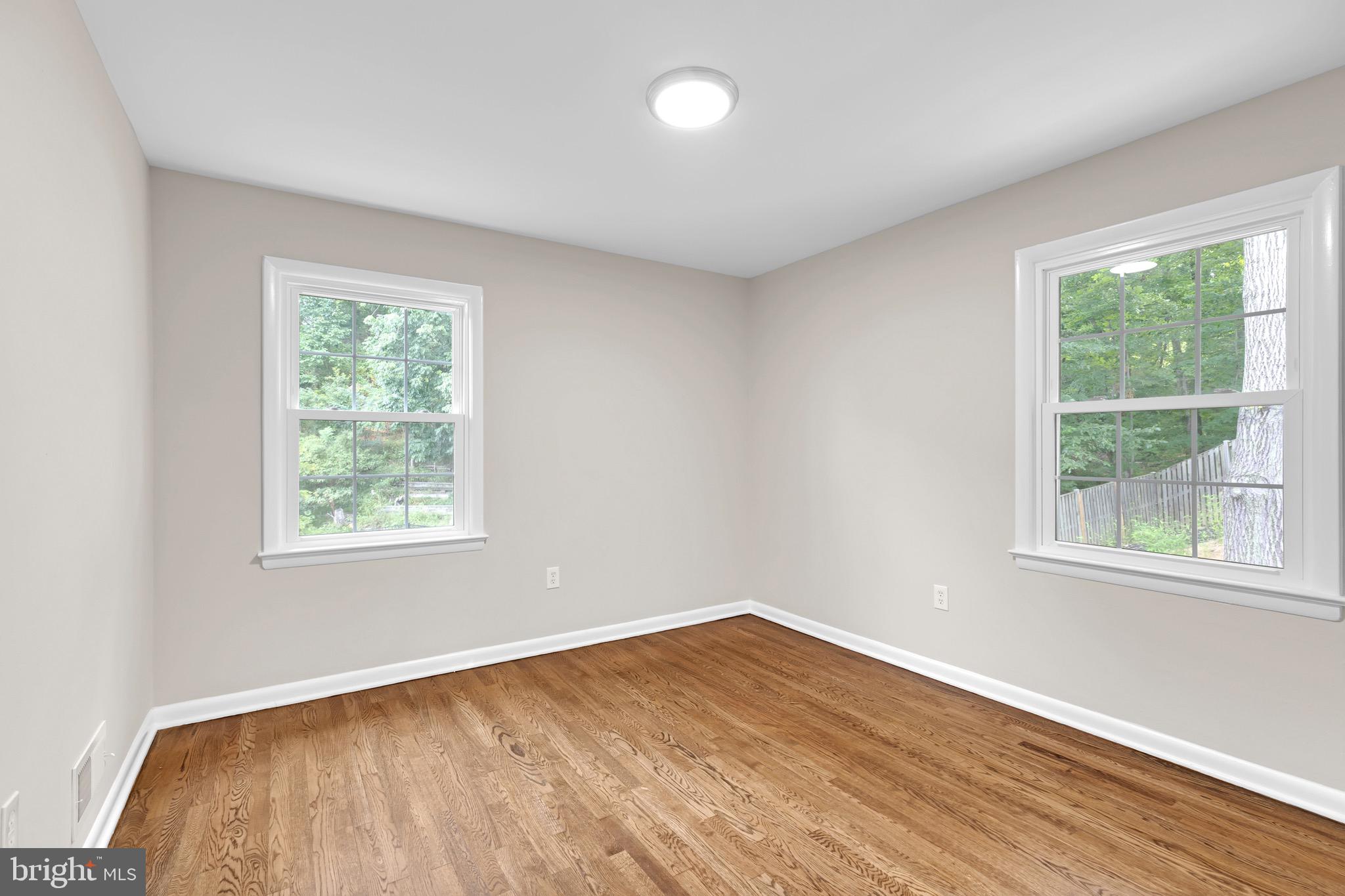 OAKCREST - Residential