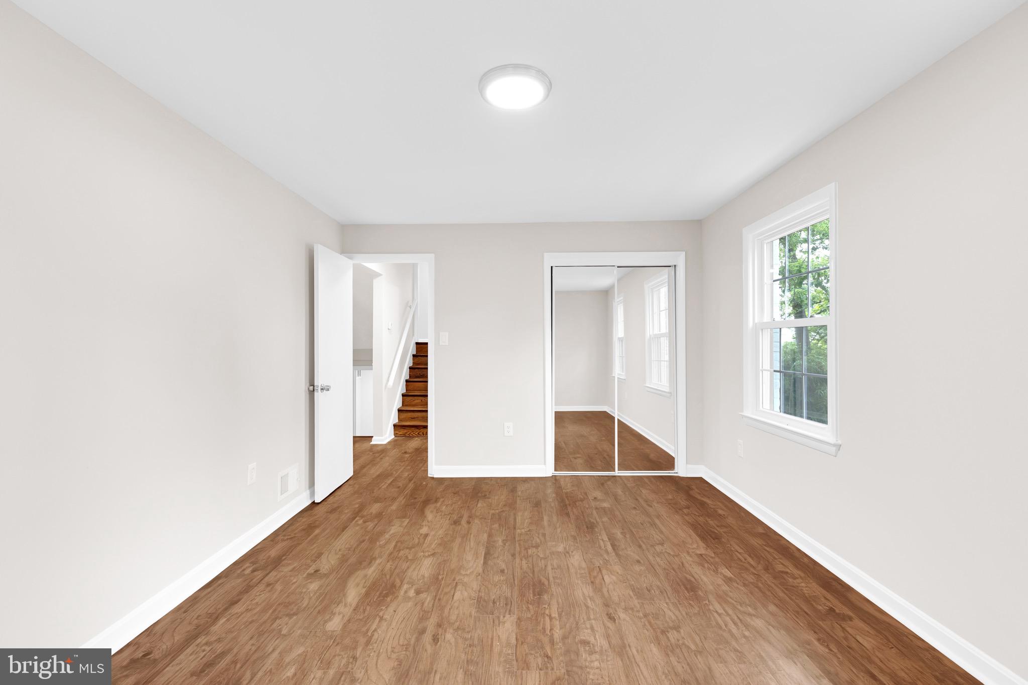 OAKCREST - Residential