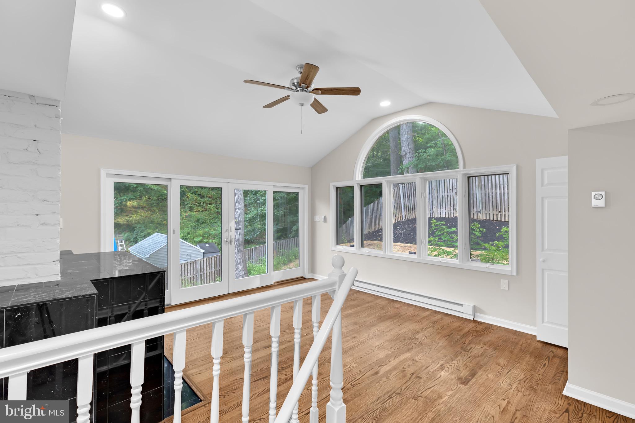 OAKCREST - Residential