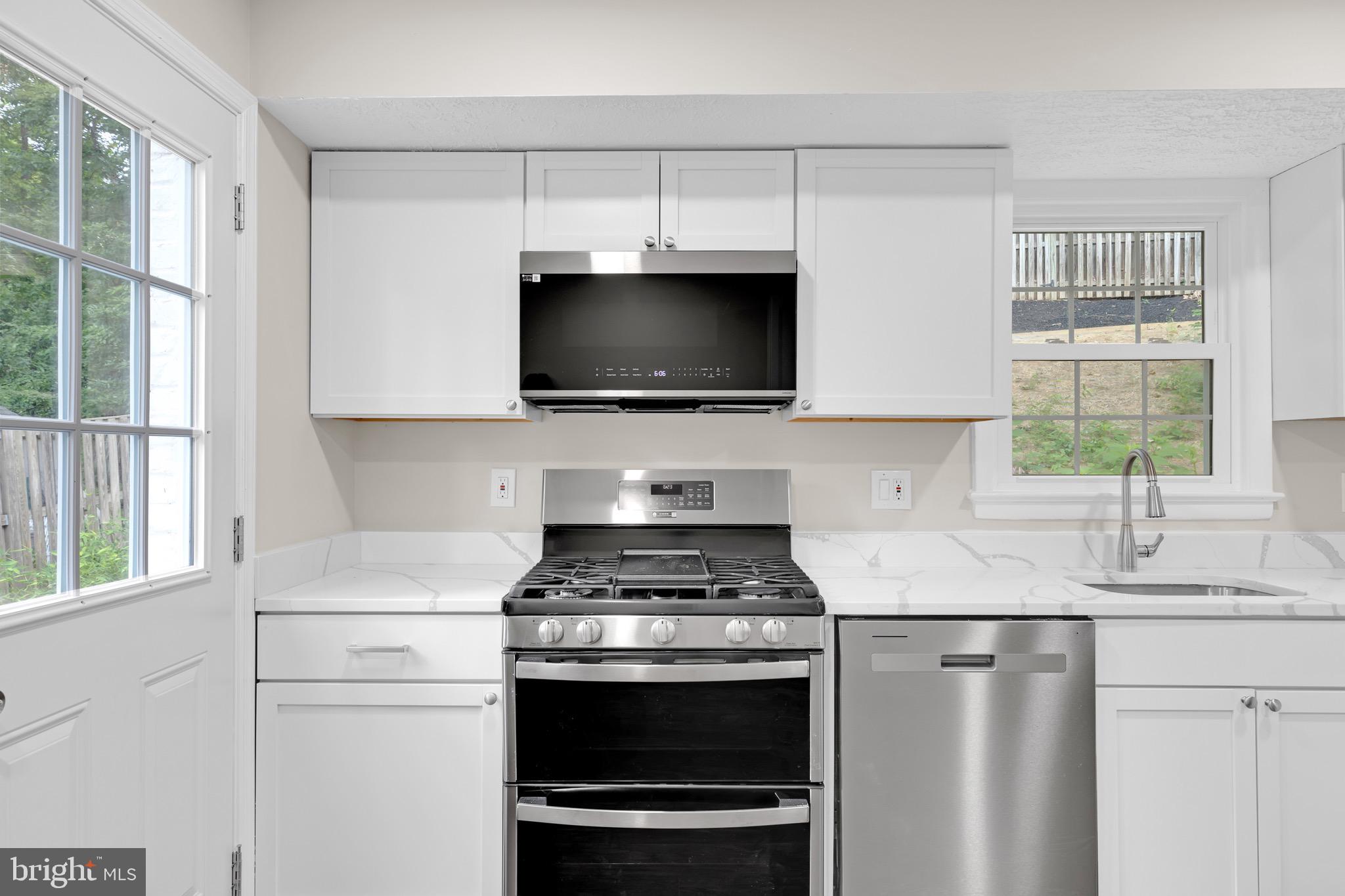 OAKCREST - Residential