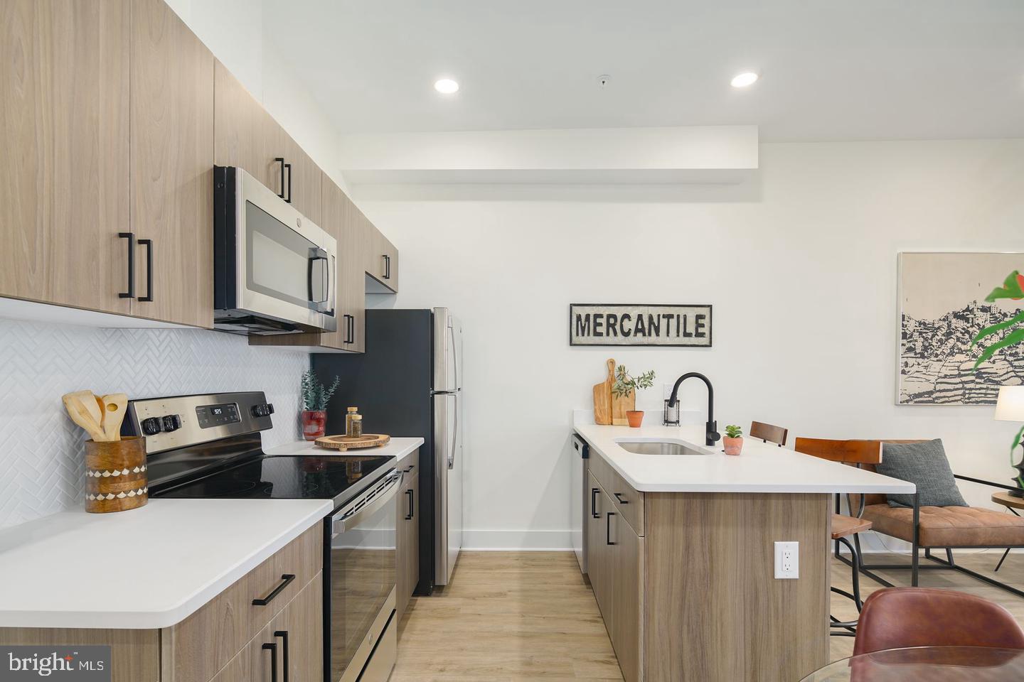 ROXBOROUGH - Residential Lease