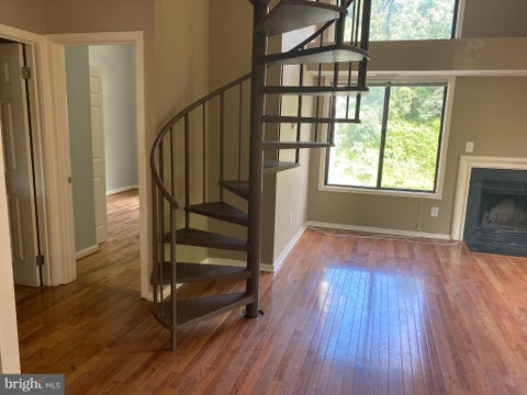 Condo For Rent - 18472 Bishopstone Court #242<br/> Montgomery County, MONTGOMERY VILLAGE, MD 20886