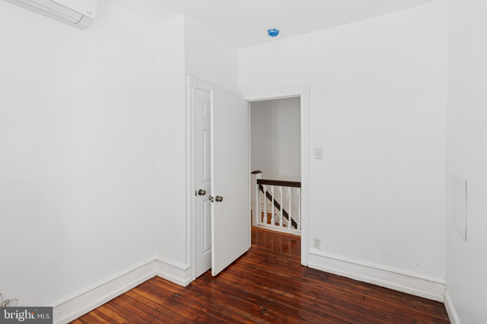 COBBS CREEK - Residential