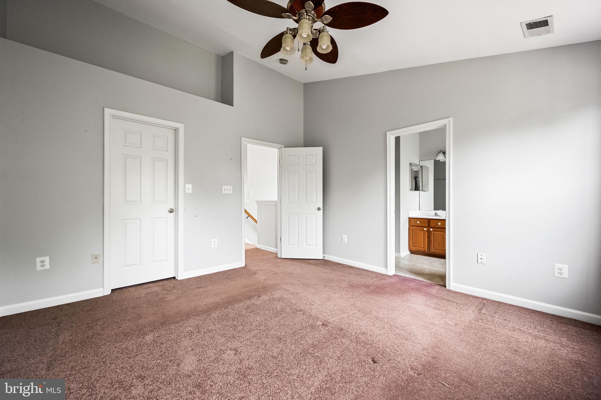 ASHBURN VILLAGE - Residential Lease