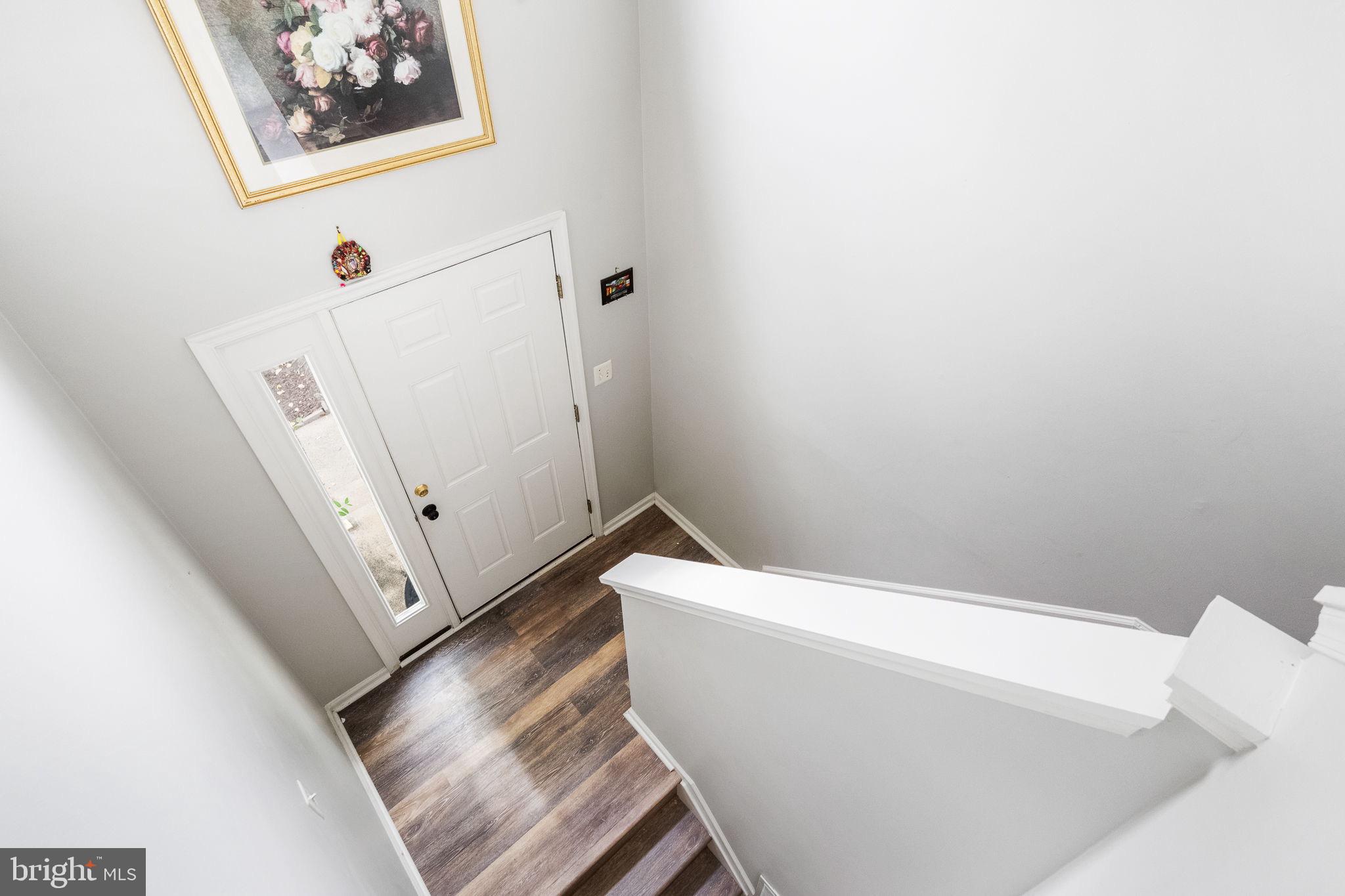 ASHBURN VILLAGE - Residential Lease