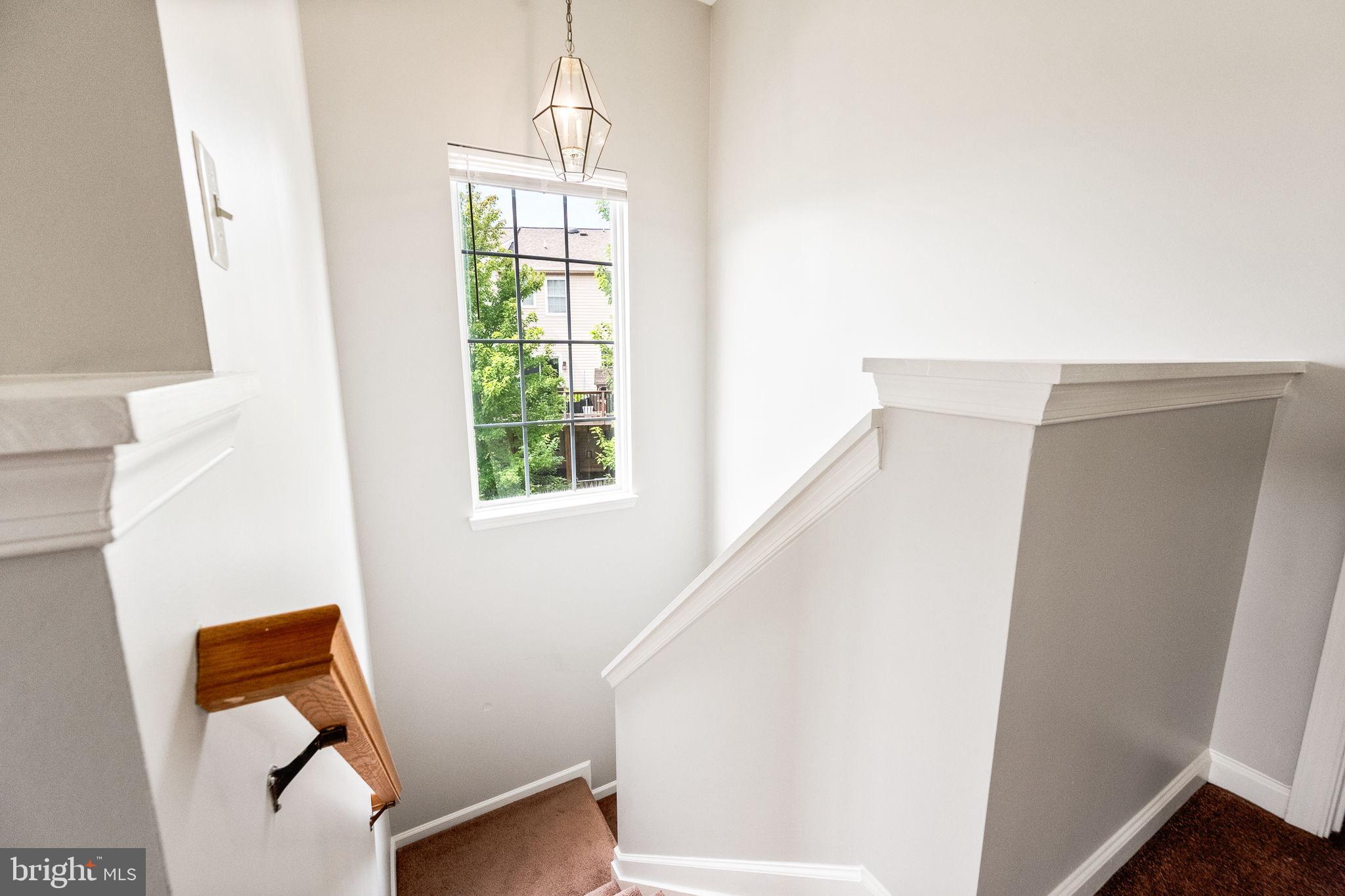 ASHBURN VILLAGE - Residential Lease