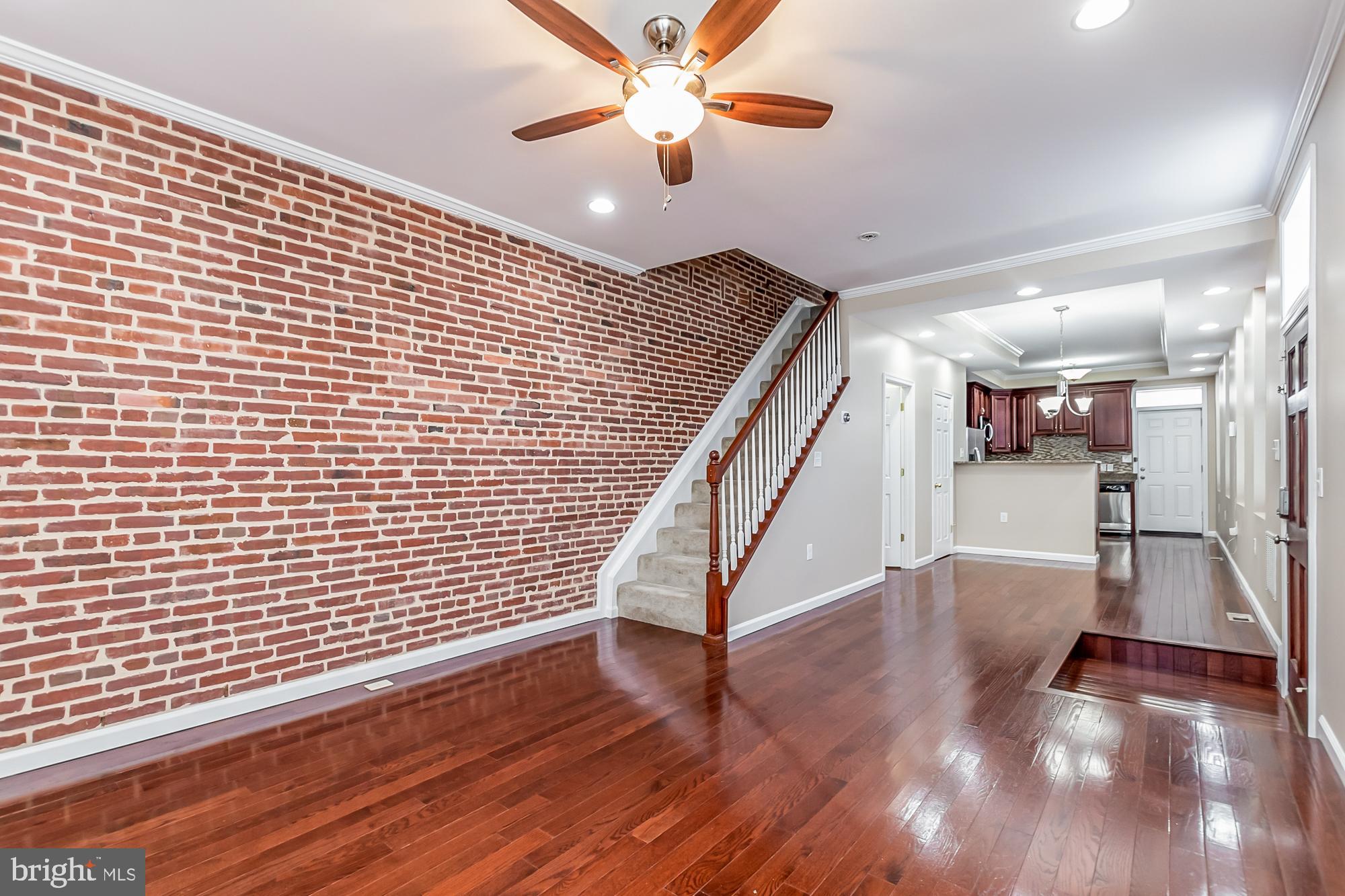 1 S EAST AVENUE