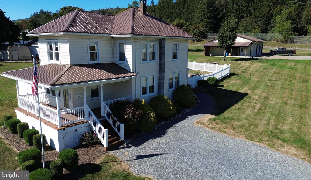 Photo of 609 W Market Street, WILLIAMSTOWN, PA 17098 (MLS # PADA2050330)