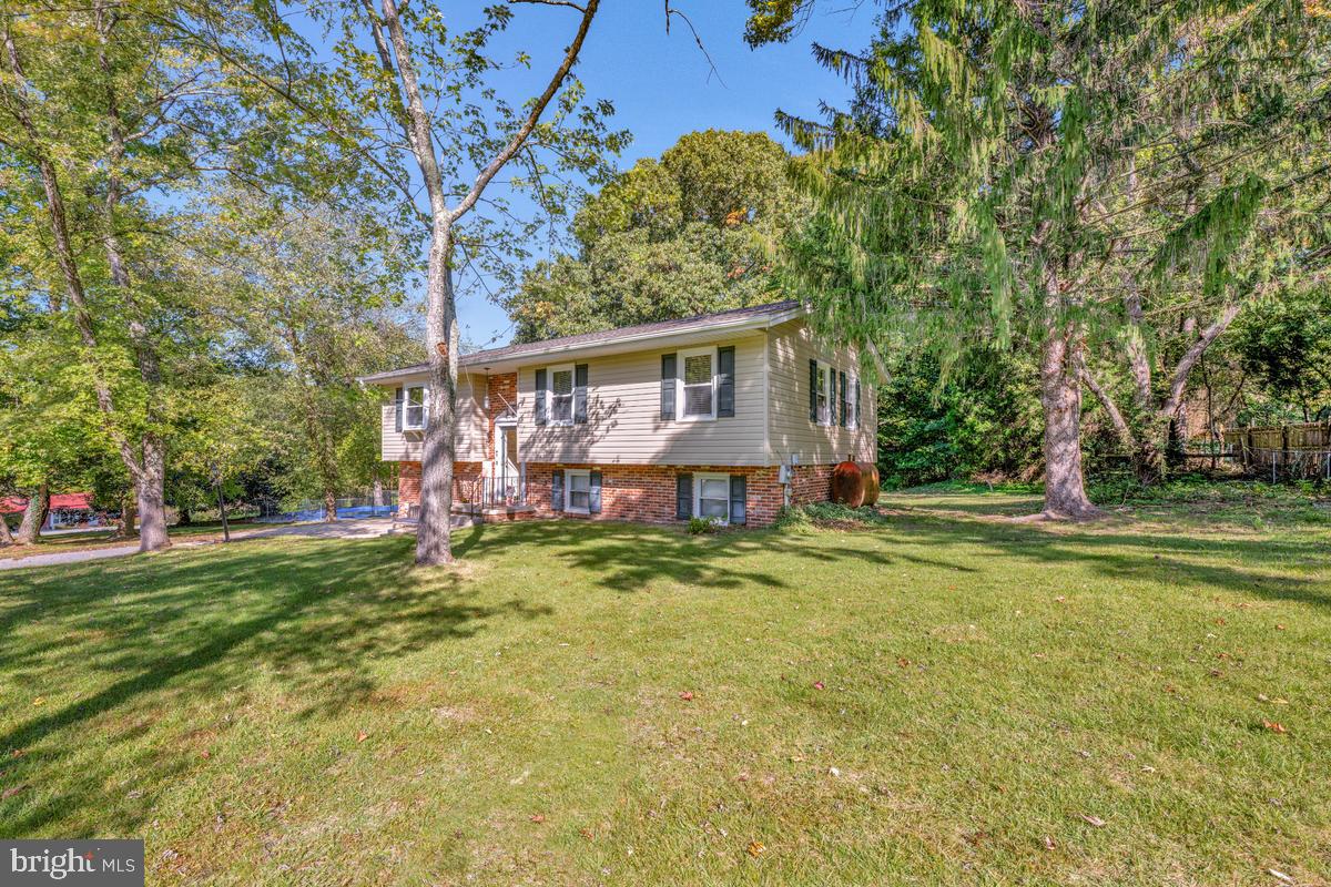 7473 ROBIN ROAD