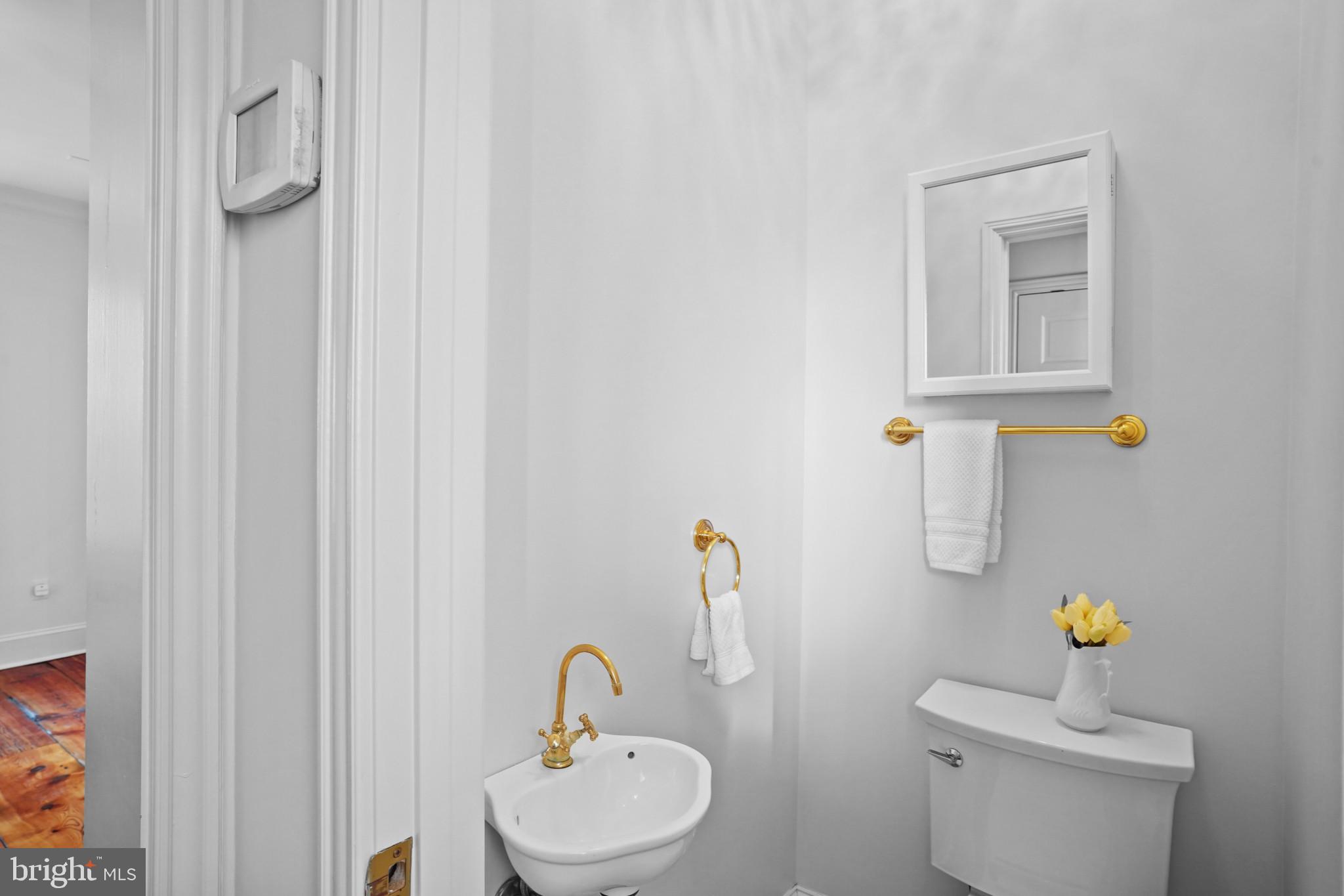 OLD TOWN ALEXANDRIA - Residential