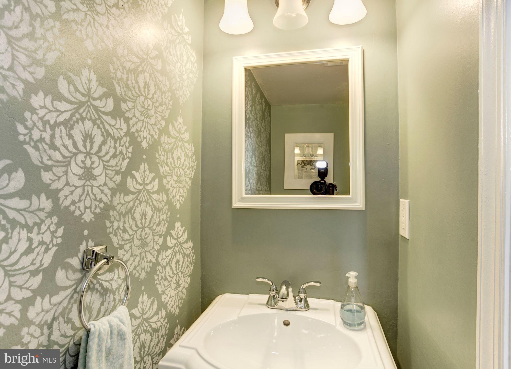 DANBURY FOREST - Residential Lease