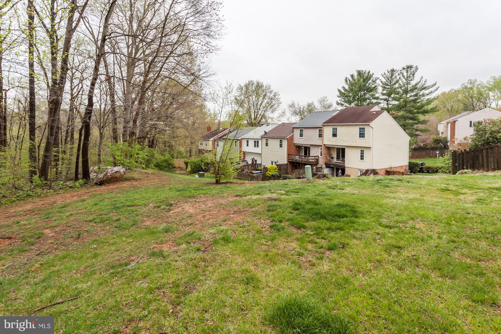 DANBURY FOREST - Residential Lease