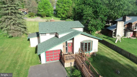 MLS: MDGA2011294