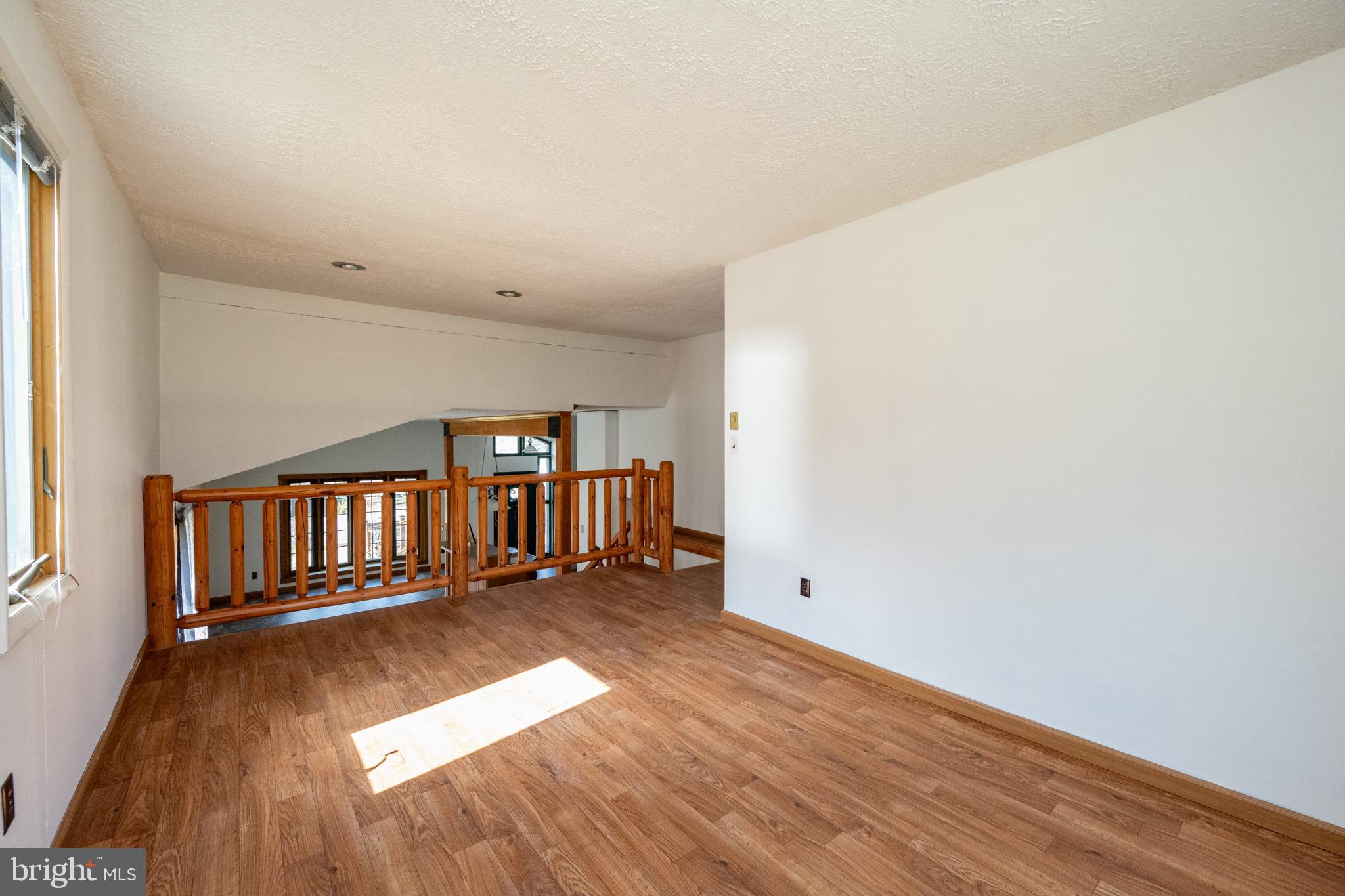 MITCHELL MANOR - Residential