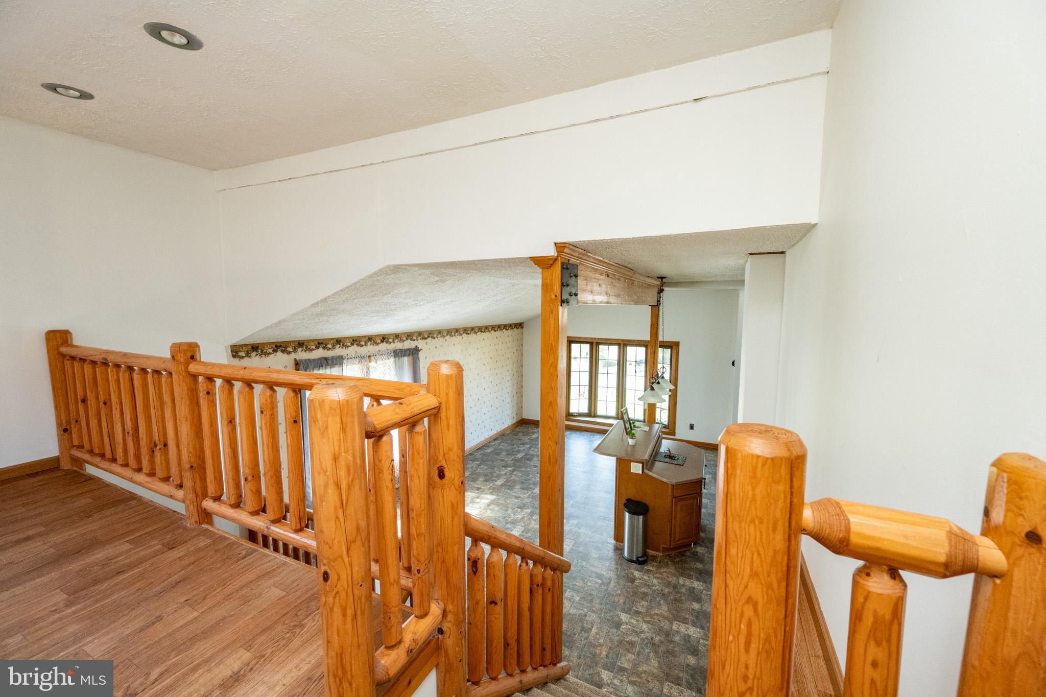 MITCHELL MANOR - Residential