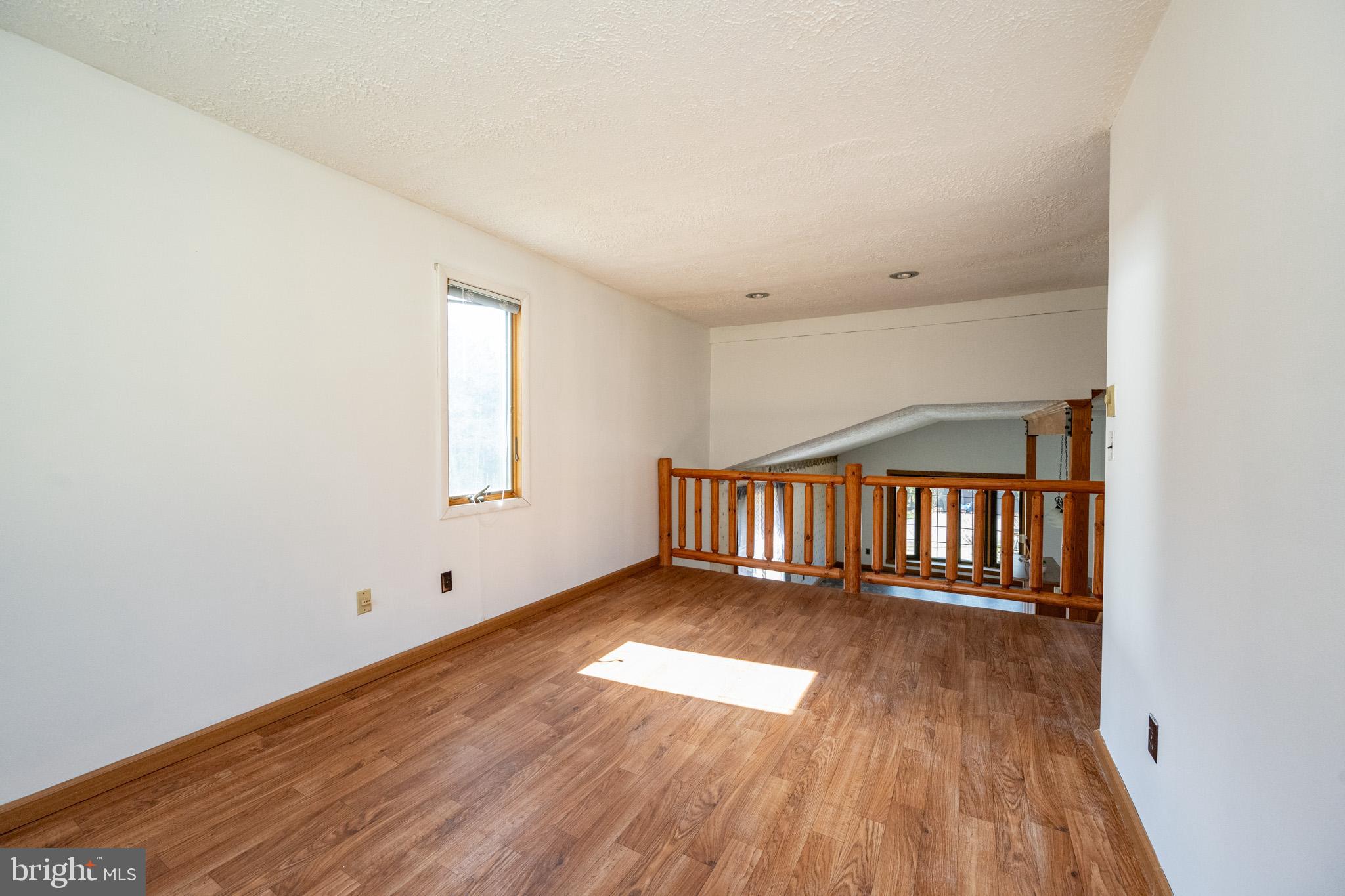 MITCHELL MANOR - Residential