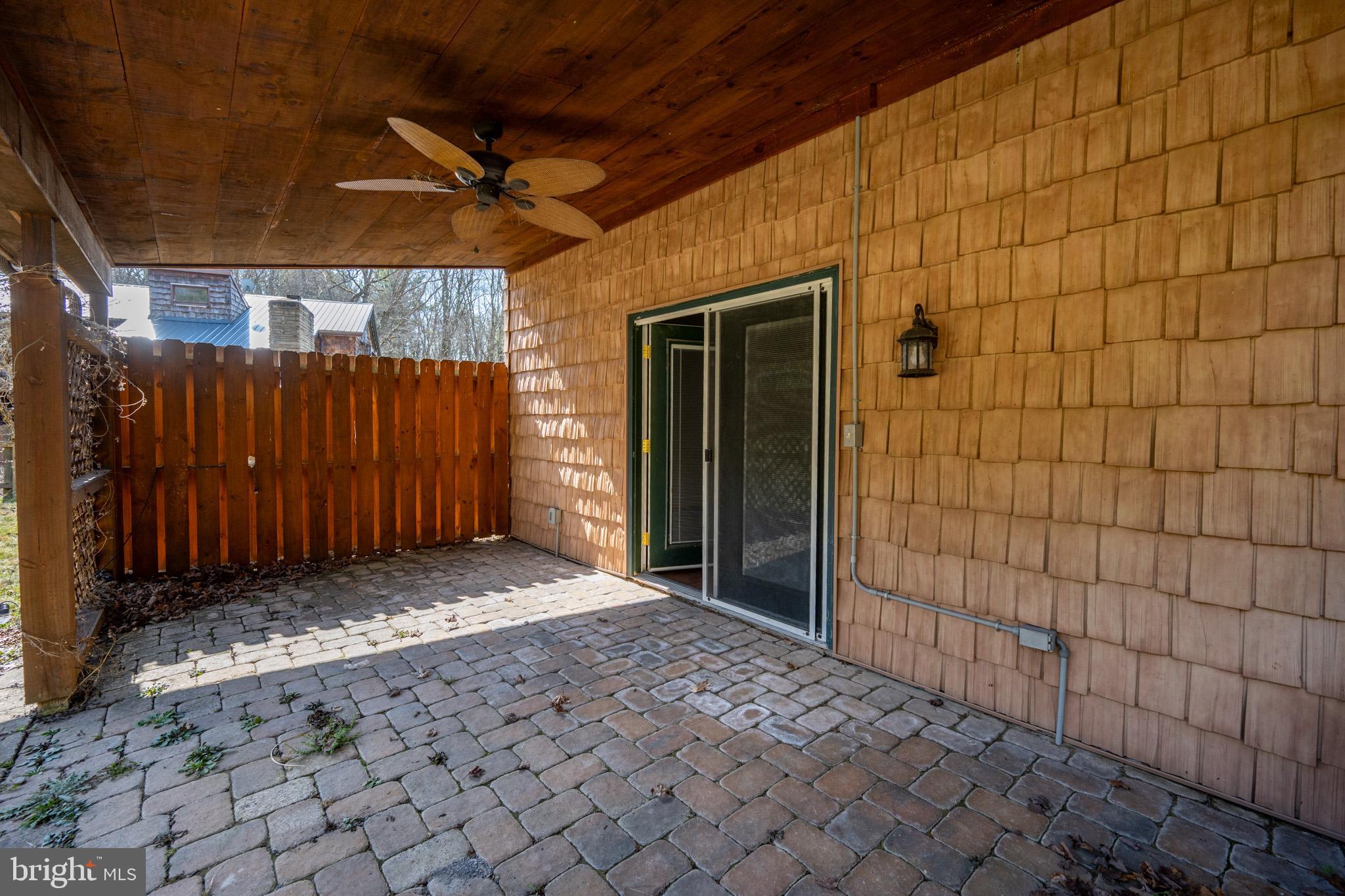 MITCHELL MANOR - Residential