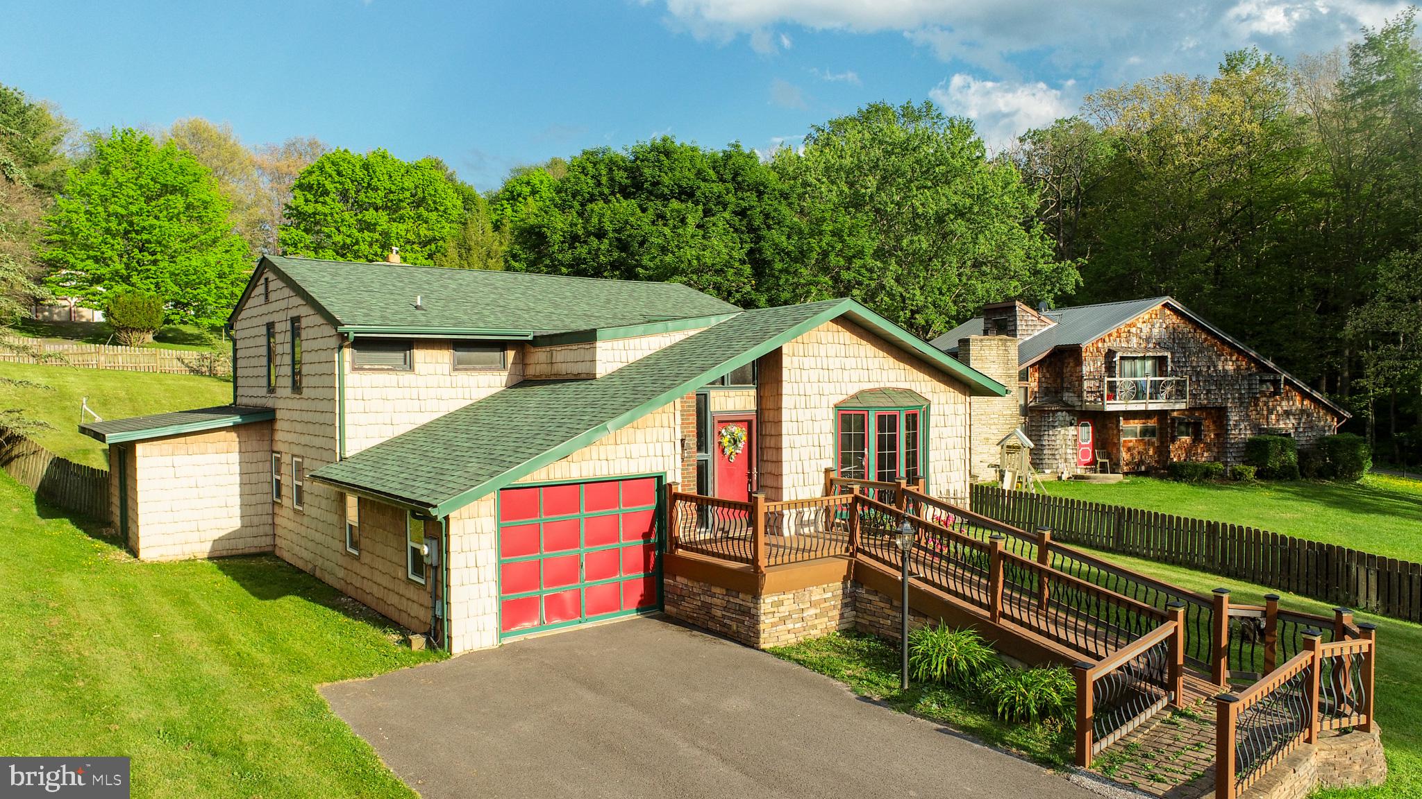 MITCHELL MANOR - Residential