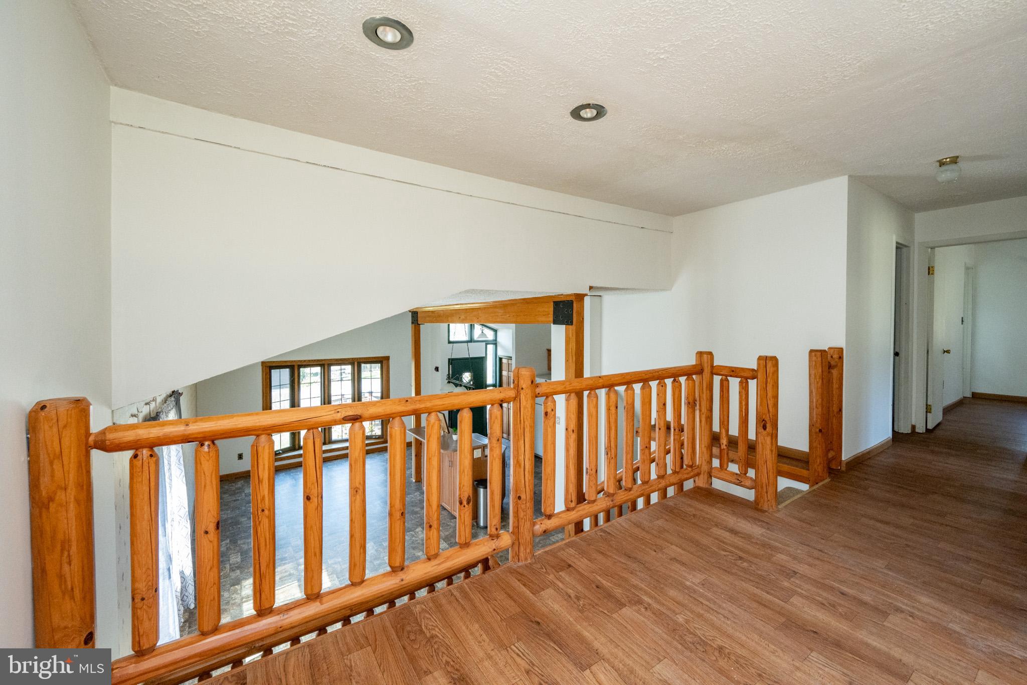 MITCHELL MANOR - Residential