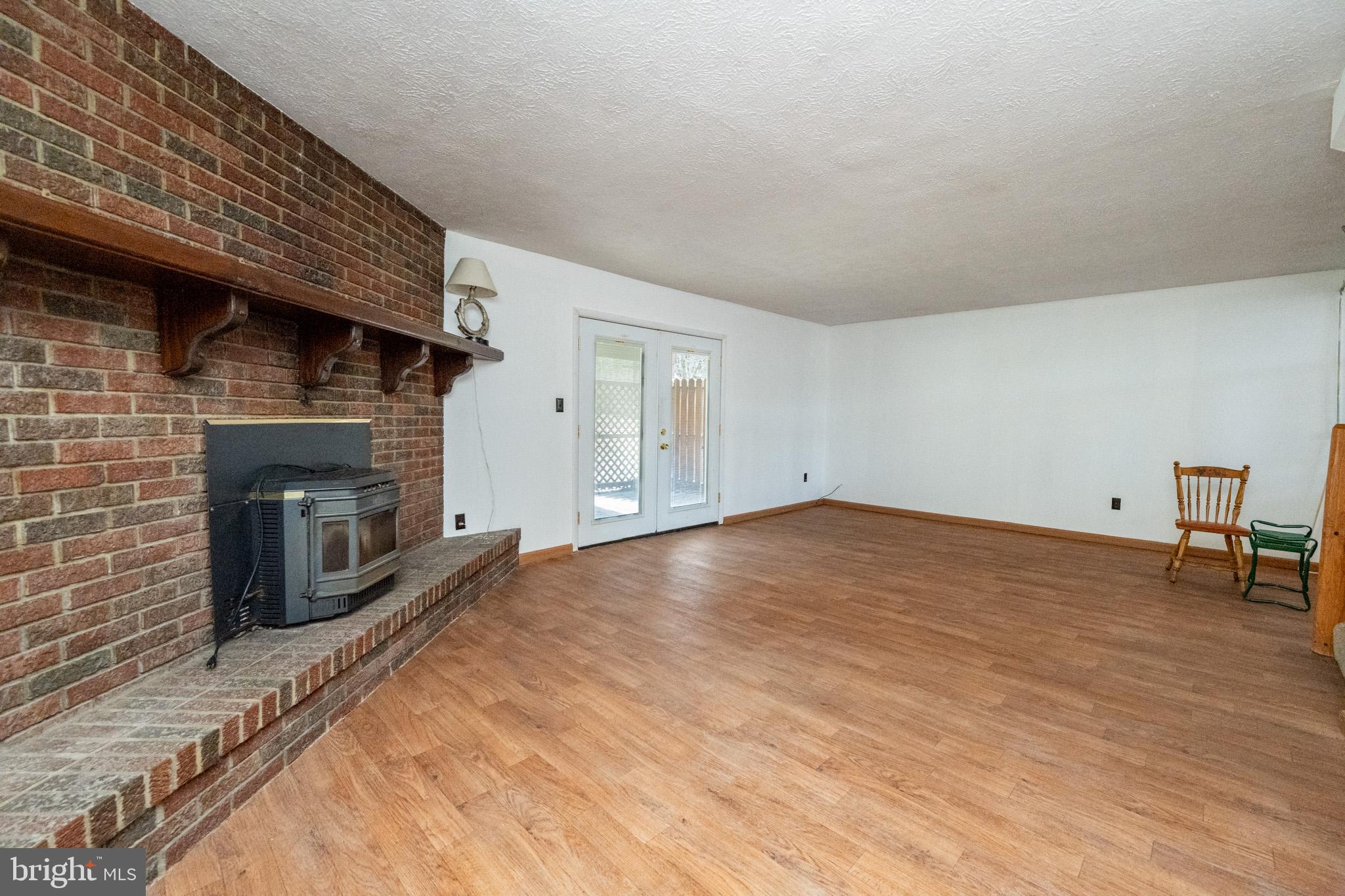 MITCHELL MANOR - Residential