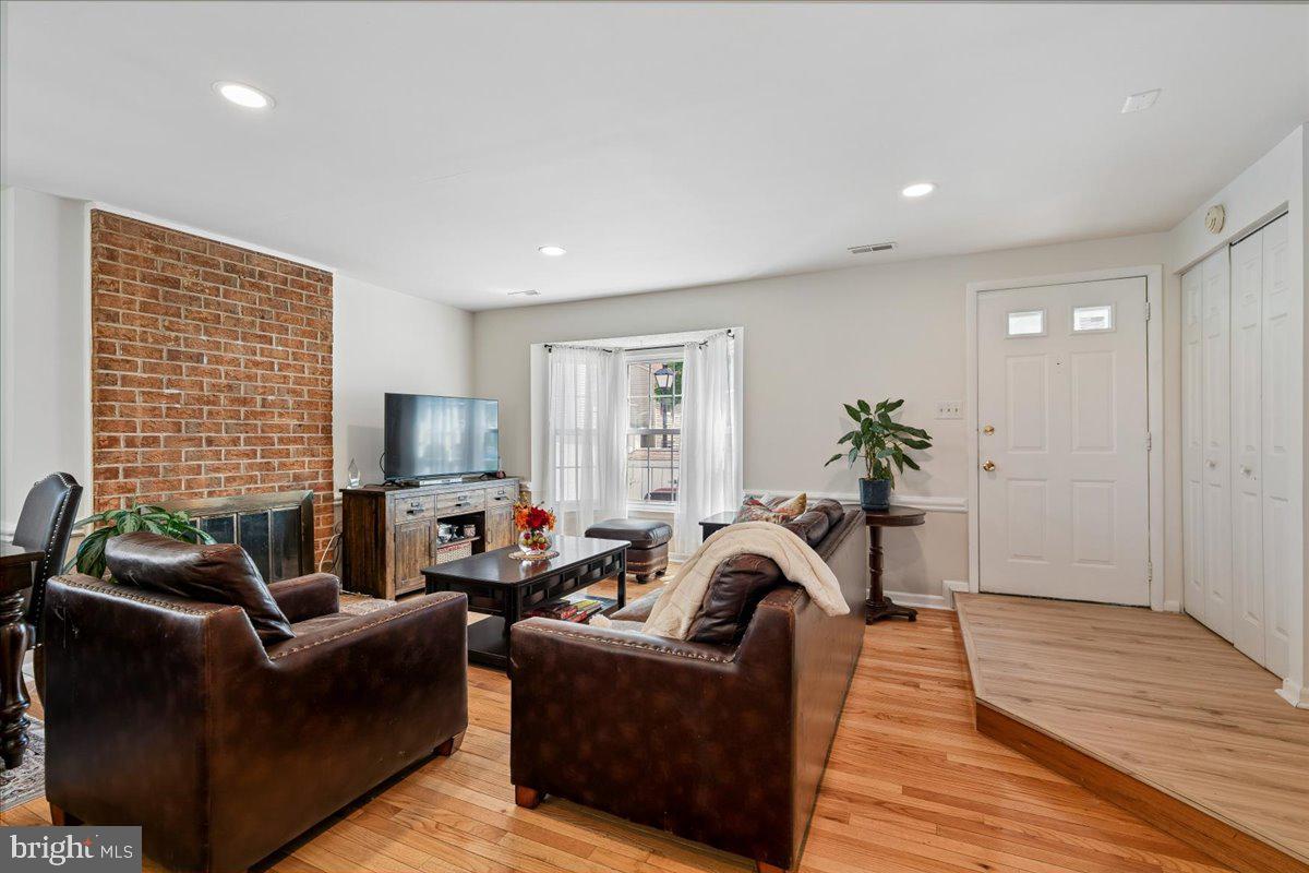 GREENFIELDS - Residential