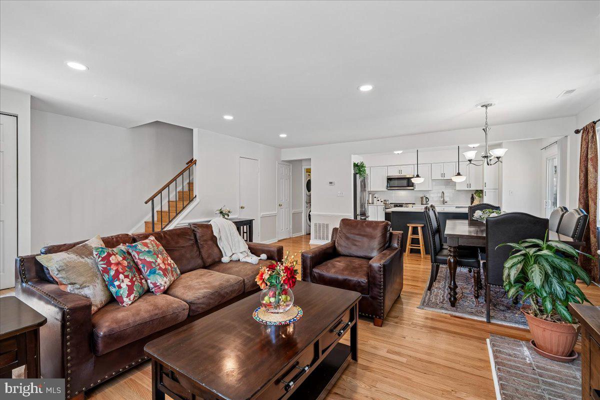 GREENFIELDS - Residential