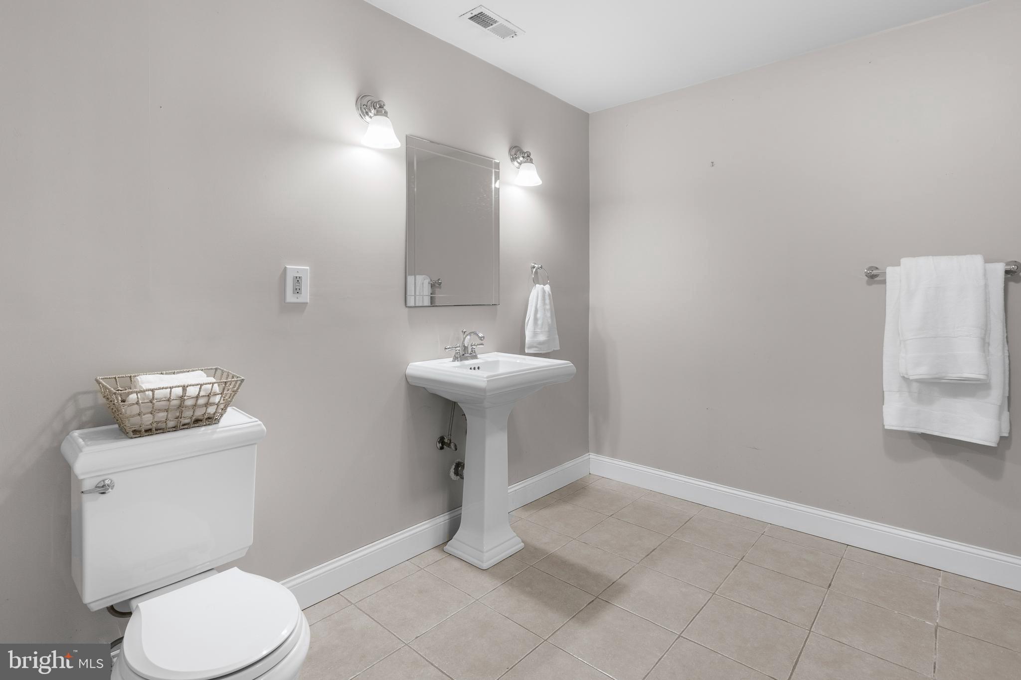 LYONS CREEK HUNDRED - Residential