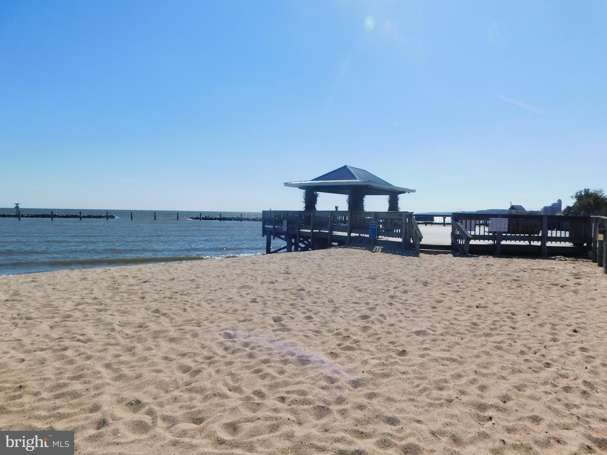 NORTH CHESAPEAKE BEACH - Residential